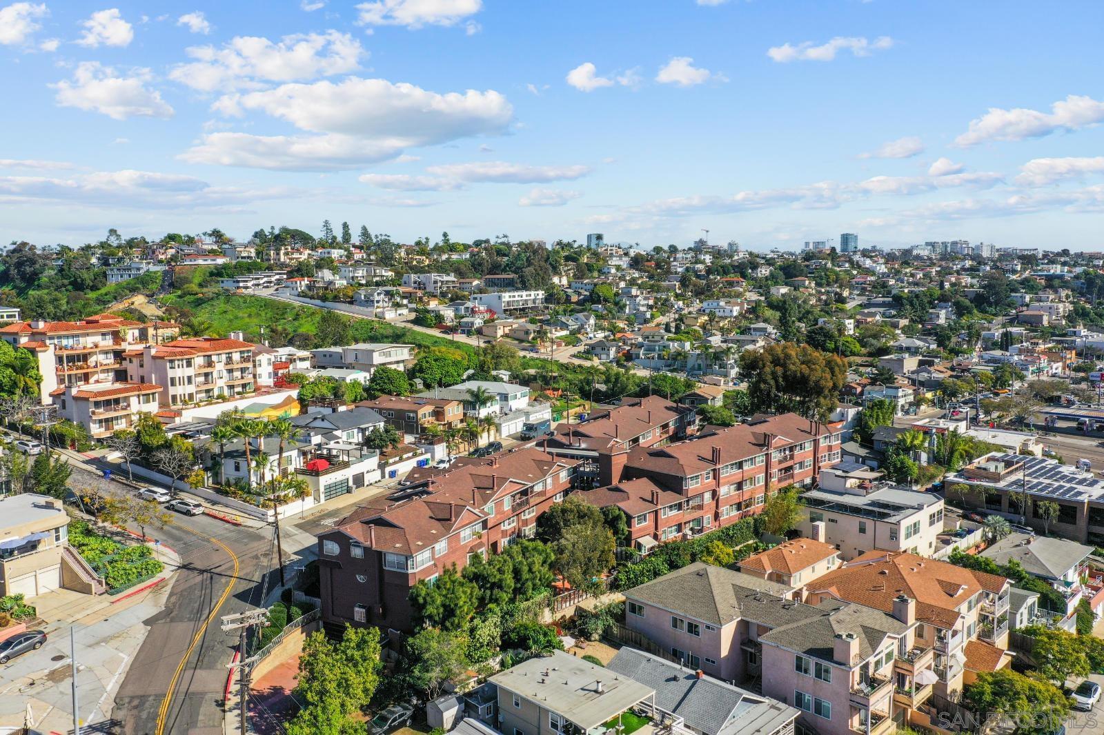 Detail Gallery Image 25 of 34 For 1806  Mckee St  #A2,  San Diego,  CA 92110 - 2 Beds | 2/1 Baths