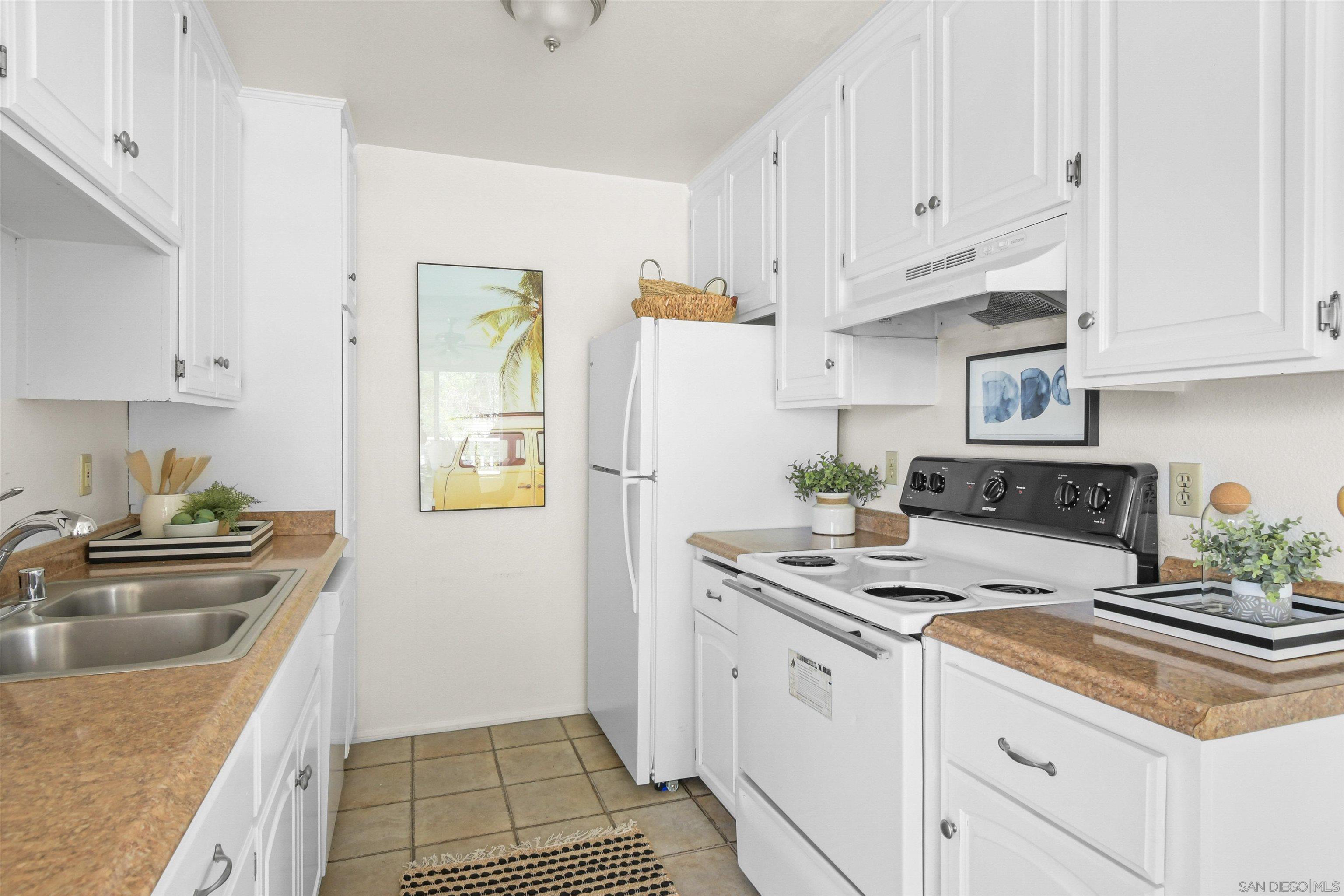 Detail Gallery Image 26 of 49 For 4614-4616  Larkspur St, San Diego,  CA 92107 - – Beds | – Baths