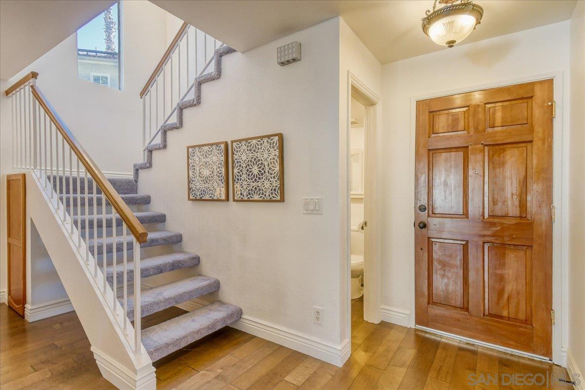 Detail Gallery Image 5 of 37 For 3504  Woodland Way, Carlsbad,  CA 92008 - 3 Beds | 2/1 Baths