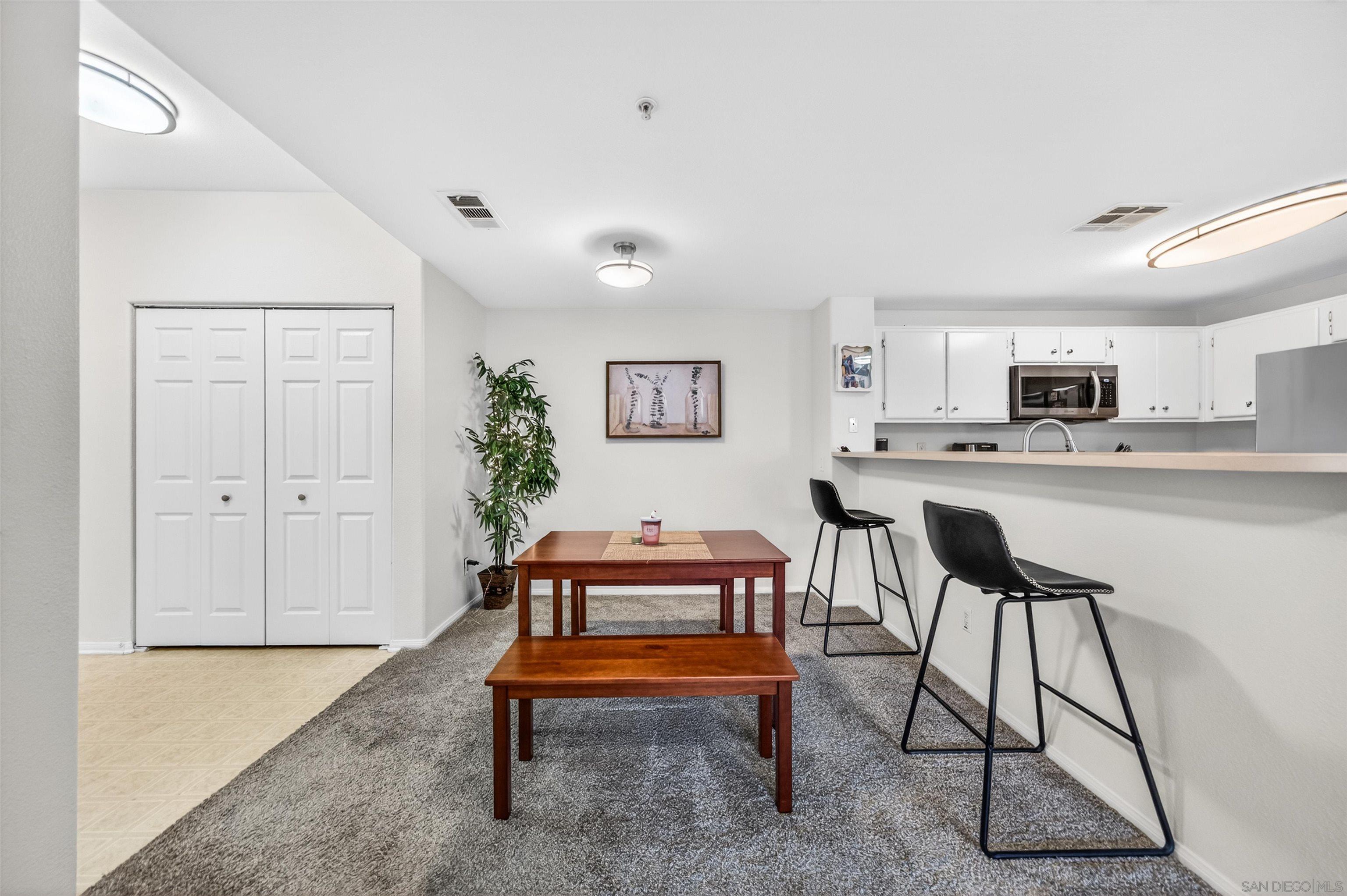 Detail Gallery Image 8 of 36 For 44706  Adam Ln, Temecula,  CA 92592 - 2 Beds | 2 Baths