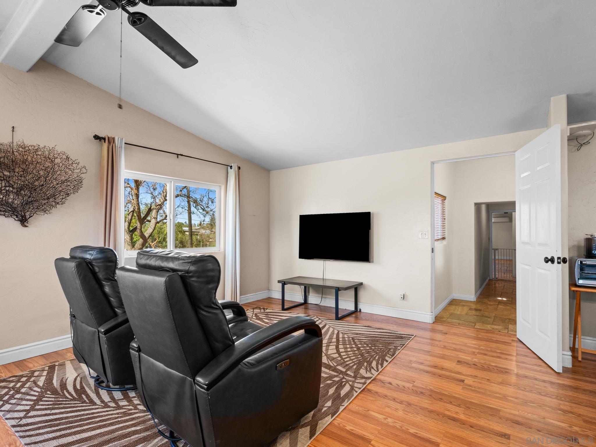 Detail Gallery Image 16 of 56 For 1550  Keyes Road, Ramona,  CA 92065 - 7 Beds | 3 Baths