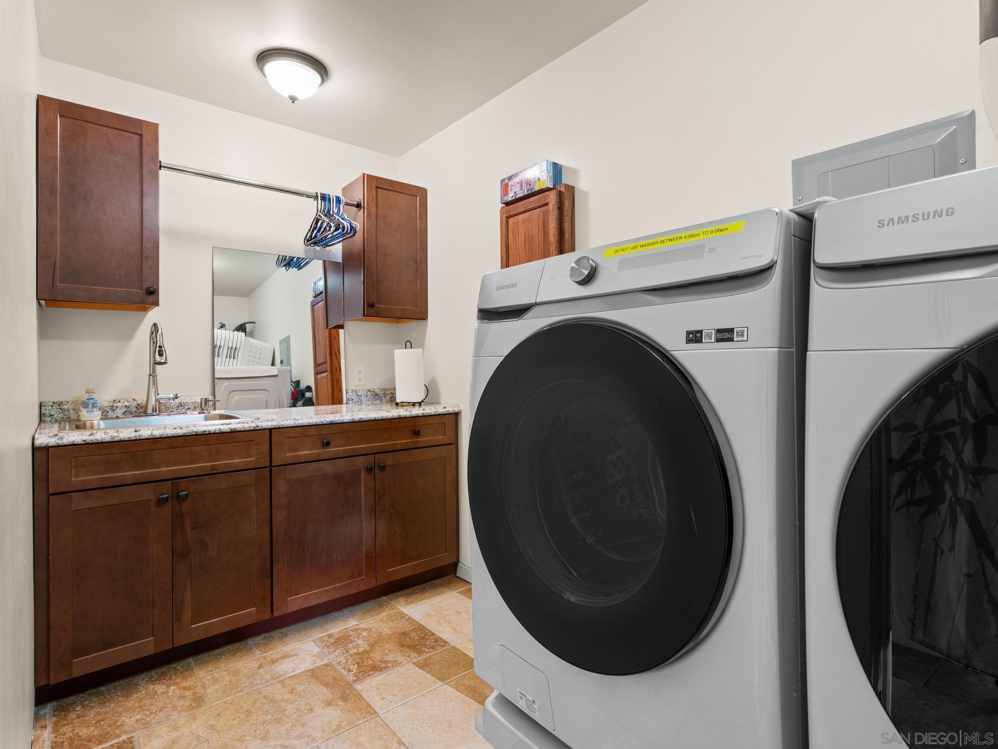 Detail Gallery Image 24 of 56 For 1550  Keyes Road, Ramona,  CA 92065 - 7 Beds | 3 Baths