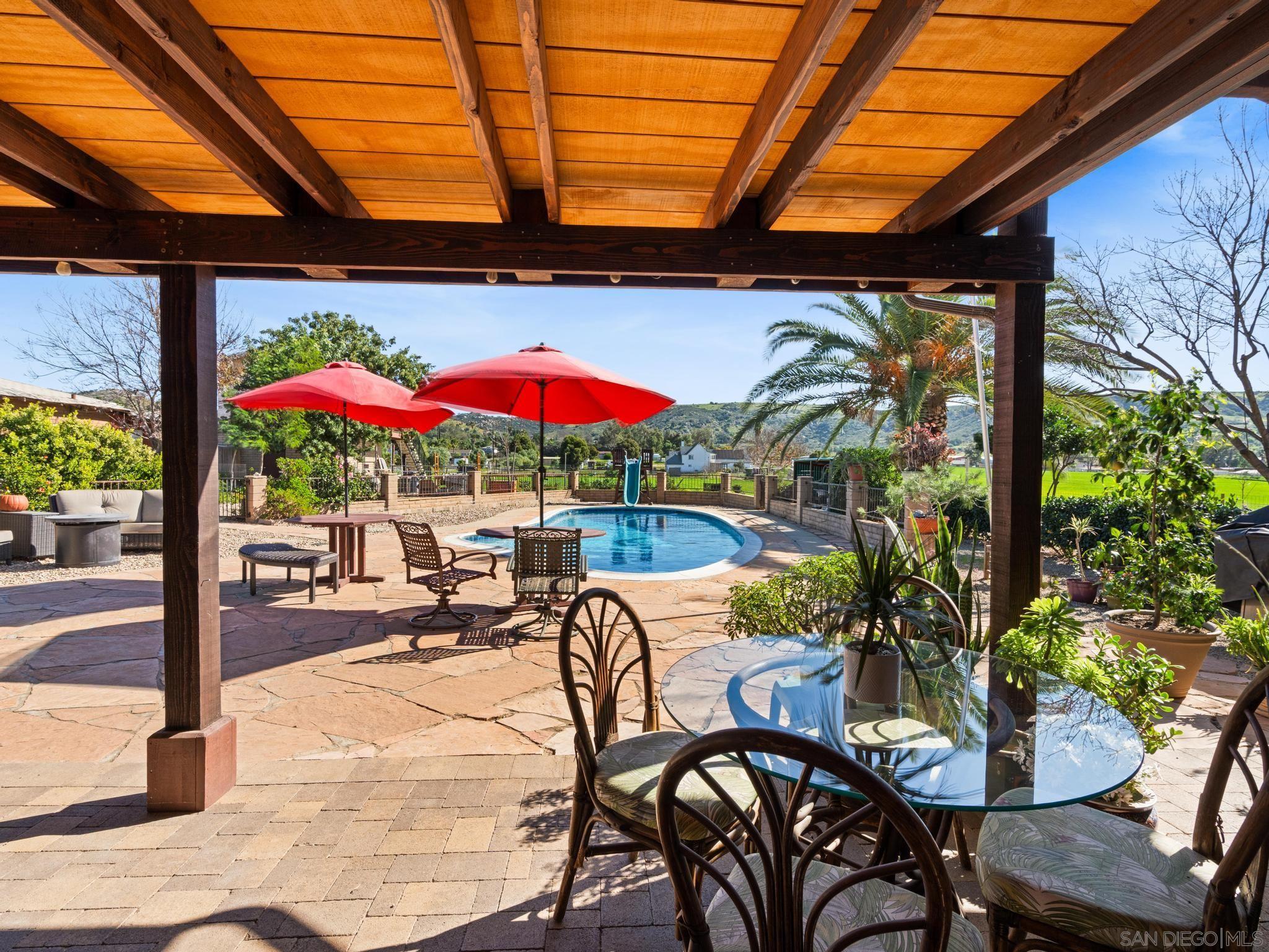 Detail Gallery Image 26 of 56 For 1550  Keyes Road, Ramona,  CA 92065 - 7 Beds | 3 Baths