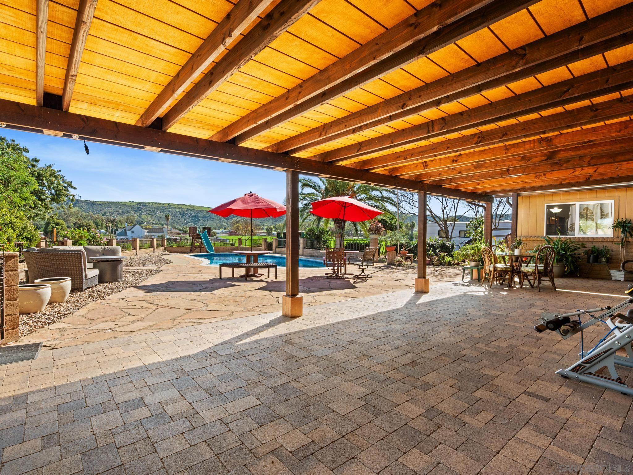 Detail Gallery Image 27 of 56 For 1550  Keyes Road, Ramona,  CA 92065 - 7 Beds | 3 Baths