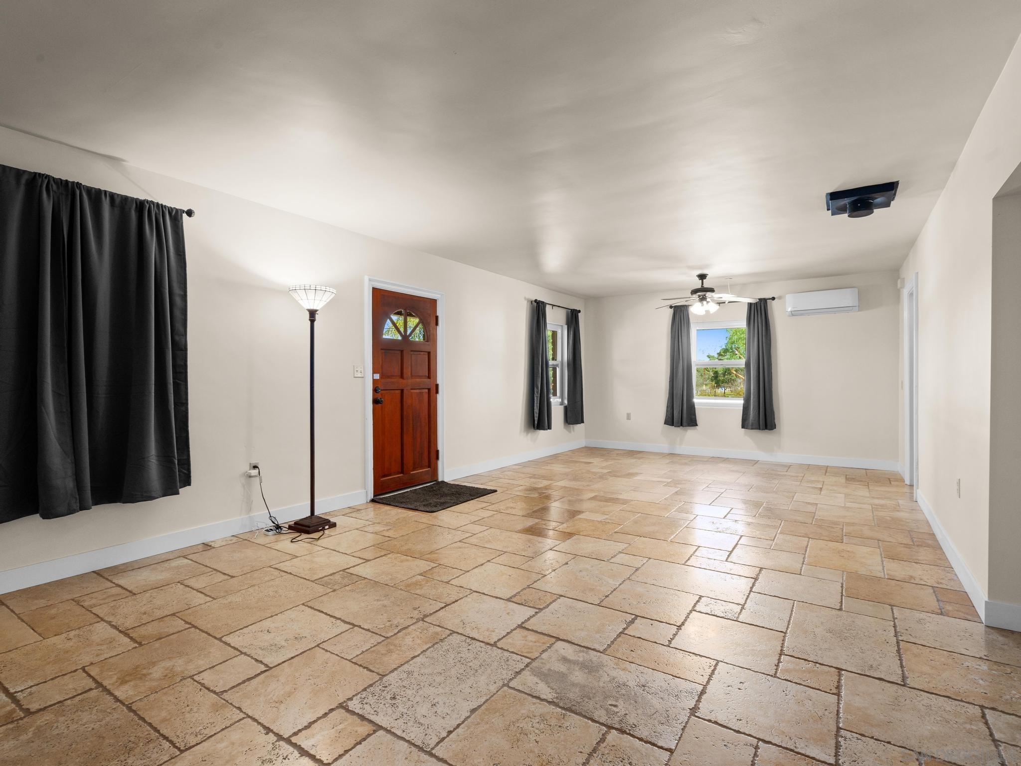 Detail Gallery Image 6 of 56 For 1550  Keyes Road, Ramona,  CA 92065 - 7 Beds | 3 Baths