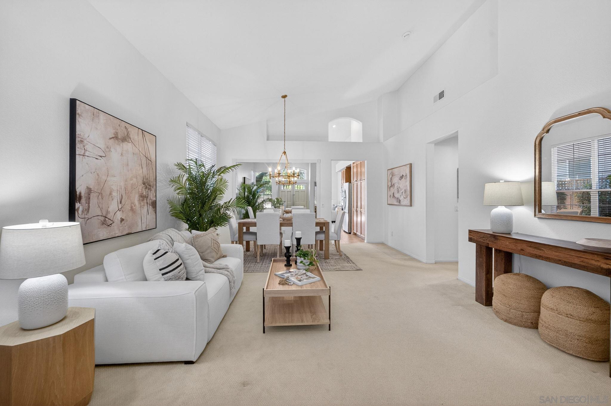 Detail Gallery Image 11 of 71 For 5017  Ruette De Mer, San Diego,  CA 92130 - 4 Beds | 3 Baths