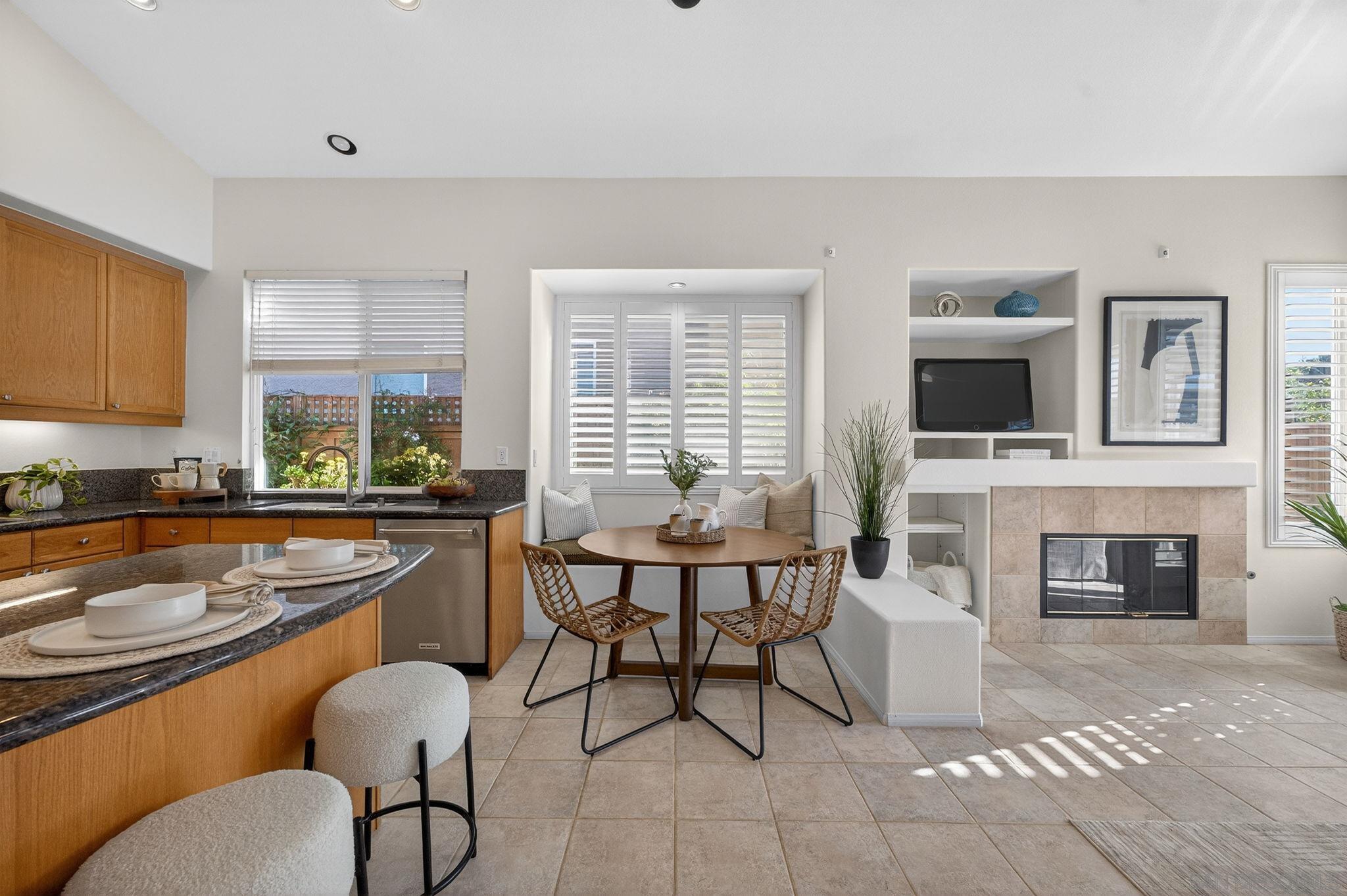 Detail Gallery Image 22 of 71 For 5017  Ruette De Mer, San Diego,  CA 92130 - 4 Beds | 3 Baths