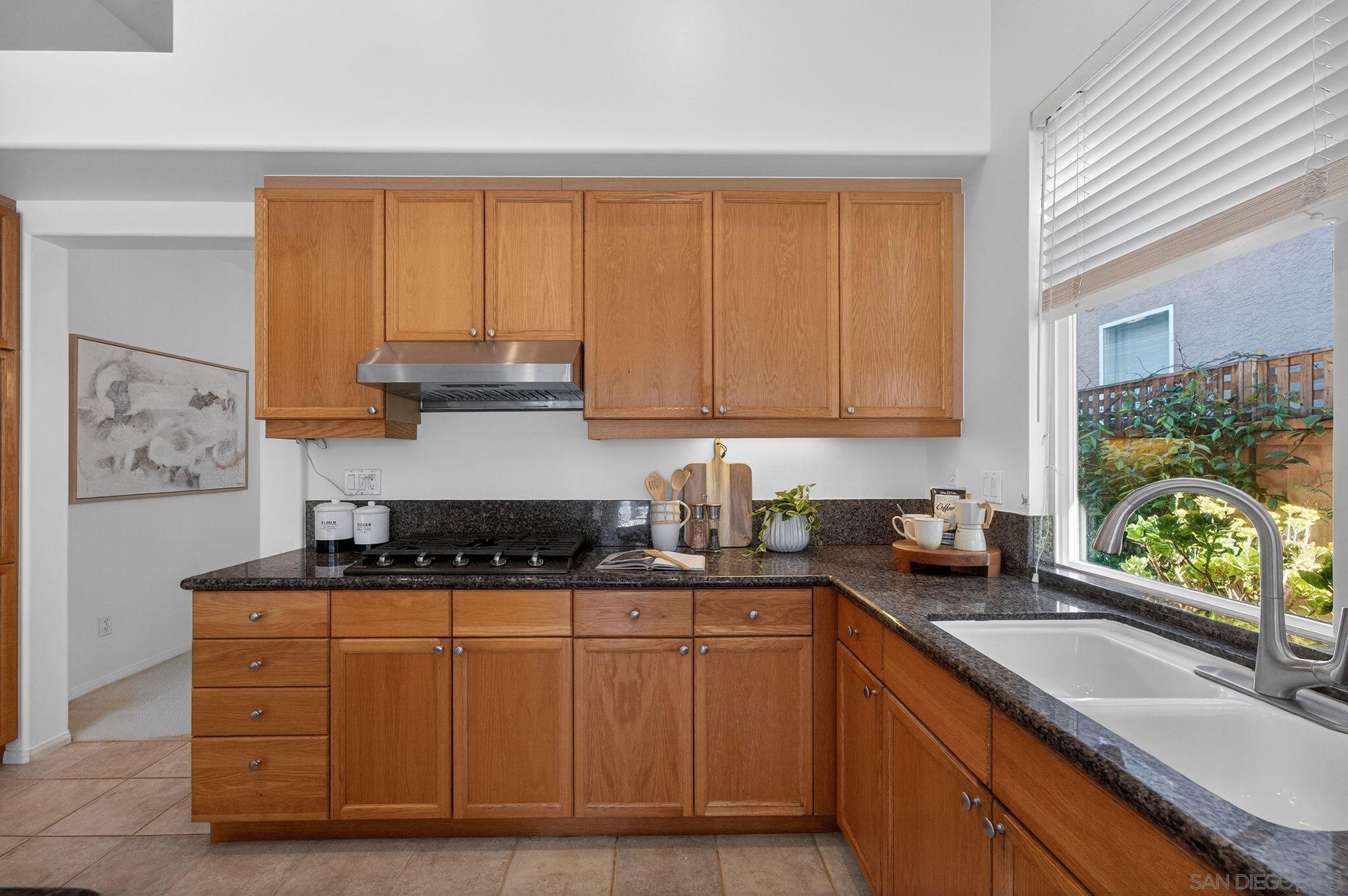 Detail Gallery Image 23 of 71 For 5017  Ruette De Mer, San Diego,  CA 92130 - 4 Beds | 3 Baths