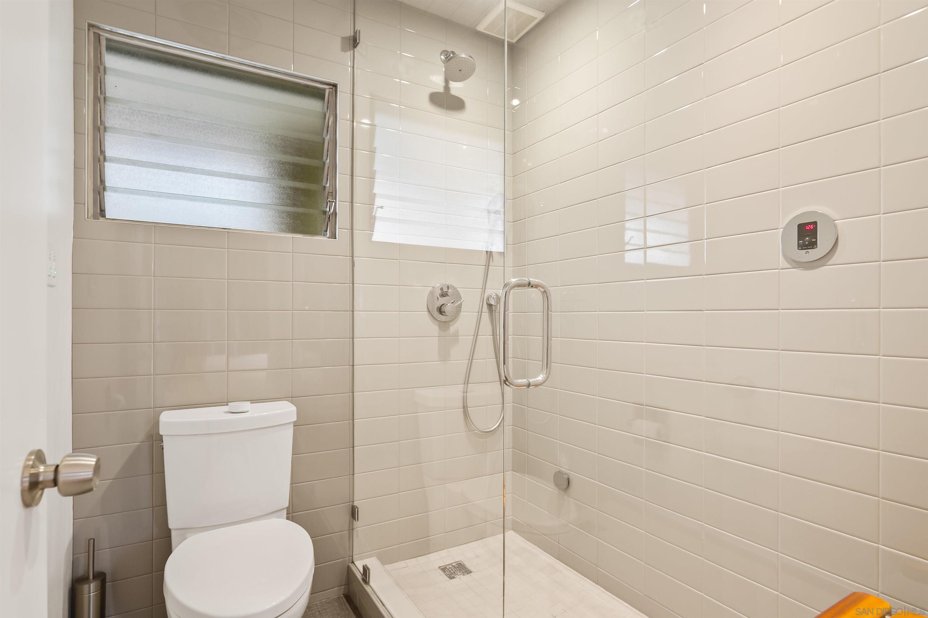 Detail Gallery Image 36 of 41 For 5622  Linda Rosa Ave, La Jolla,  CA 92037 - 3 Beds | 3 Baths