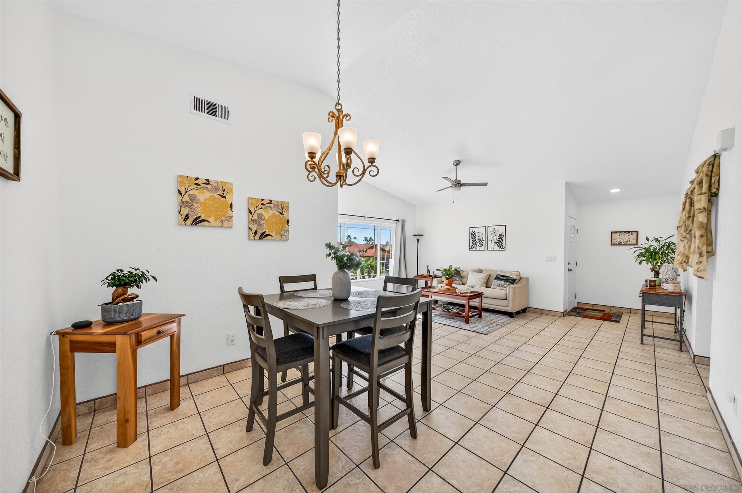 Detail Gallery Image 6 of 26 For 25428  Boxelder Dr, Murrieta,  CA 92563 - 3 Beds | 2 Baths