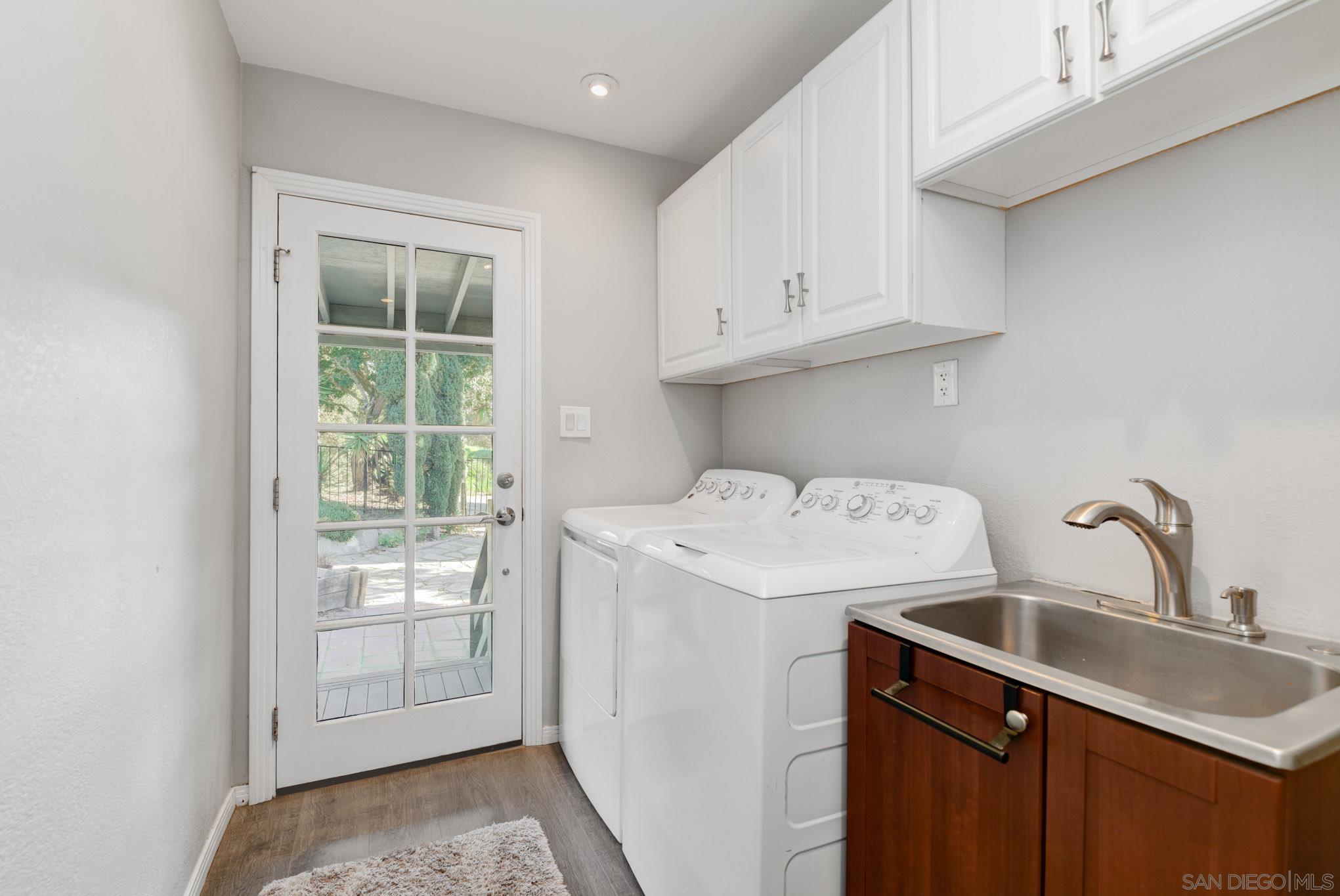 Detail Gallery Image 19 of 32 For 6150  Radio Dr, San Diego,  CA 92114 - 3 Beds | 3 Baths