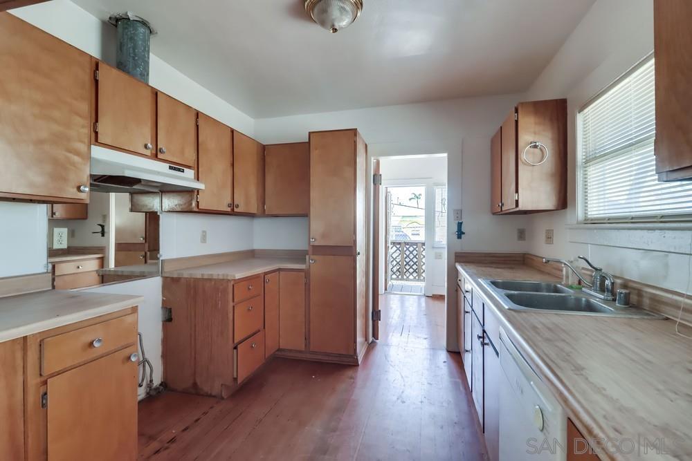 Detail Gallery Image 11 of 28 For 3376  30th Street, San Diego,  CA 92104 - 3 Beds | 2 Baths