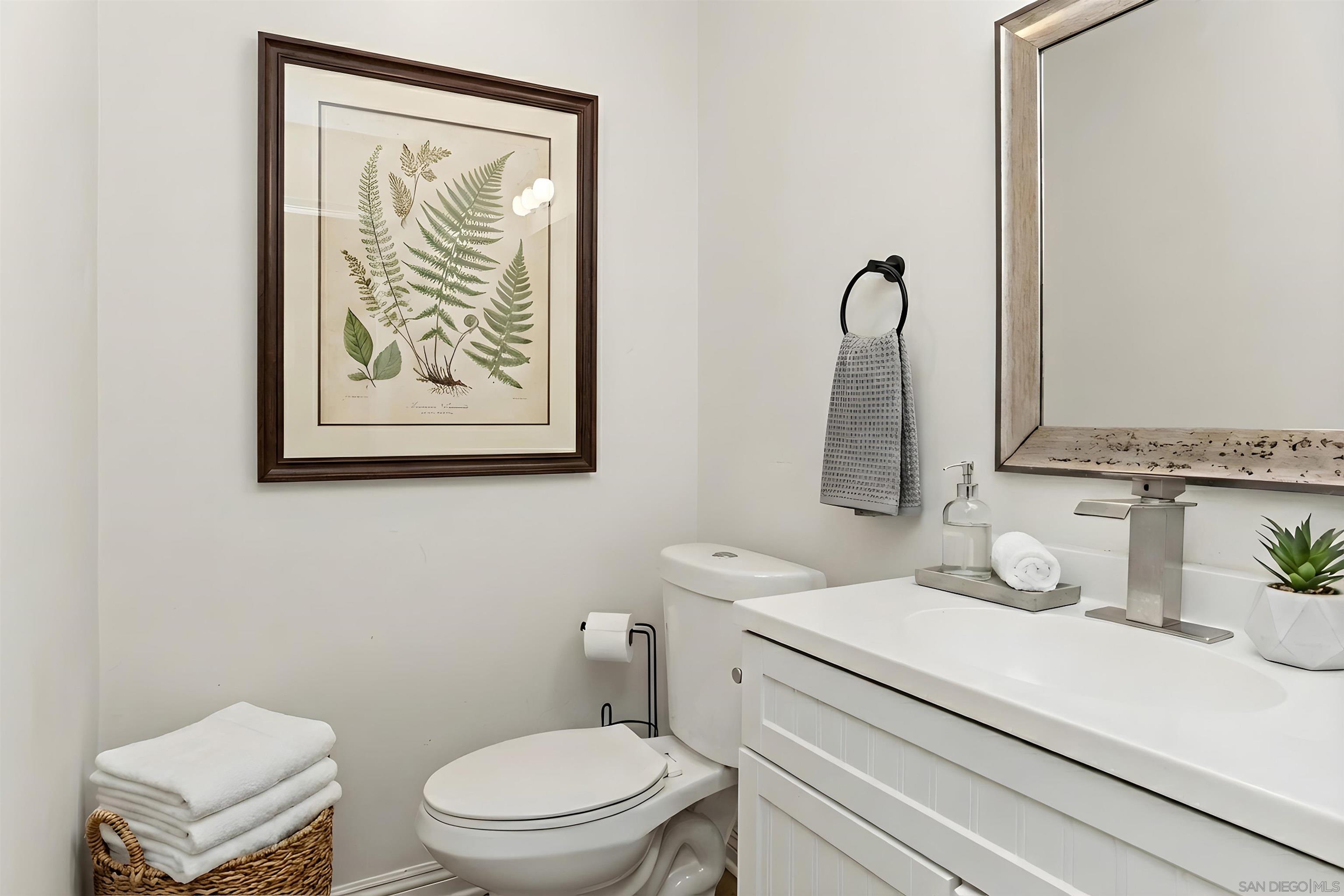 Detail Gallery Image 19 of 63 For 17368  Caminito Canasto, San Diego,  CA 92127 - 3 Beds | 2/1 Baths
