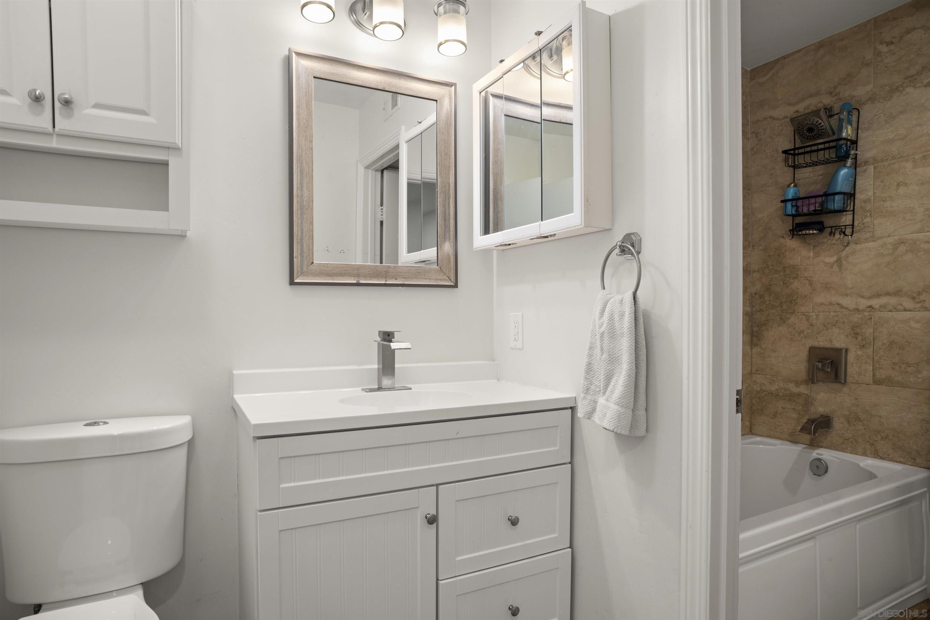 Detail Gallery Image 30 of 63 For 17368  Caminito Canasto, San Diego,  CA 92127 - 3 Beds | 2/1 Baths