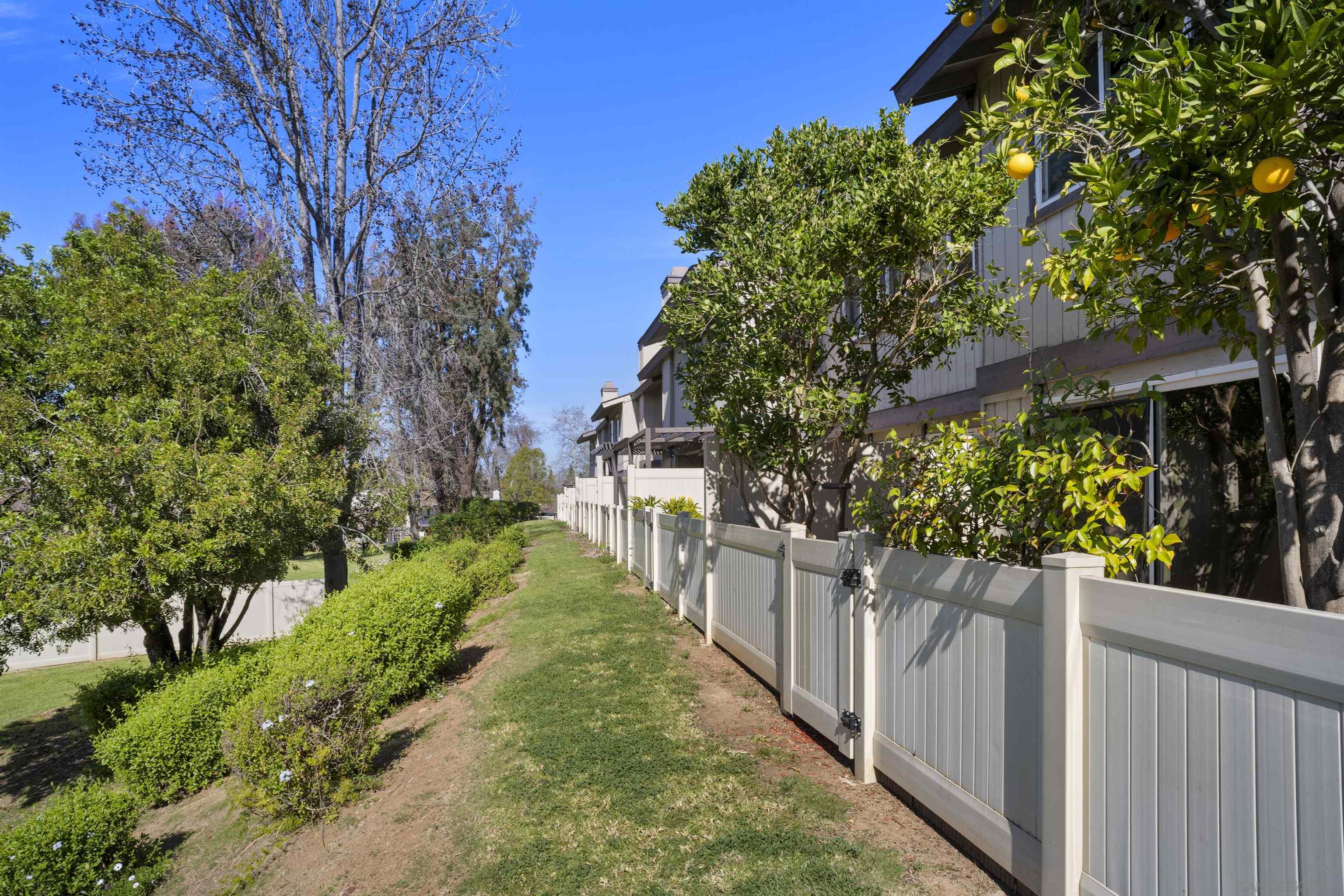 Detail Gallery Image 40 of 63 For 17368  Caminito Canasto, San Diego,  CA 92127 - 3 Beds | 2/1 Baths