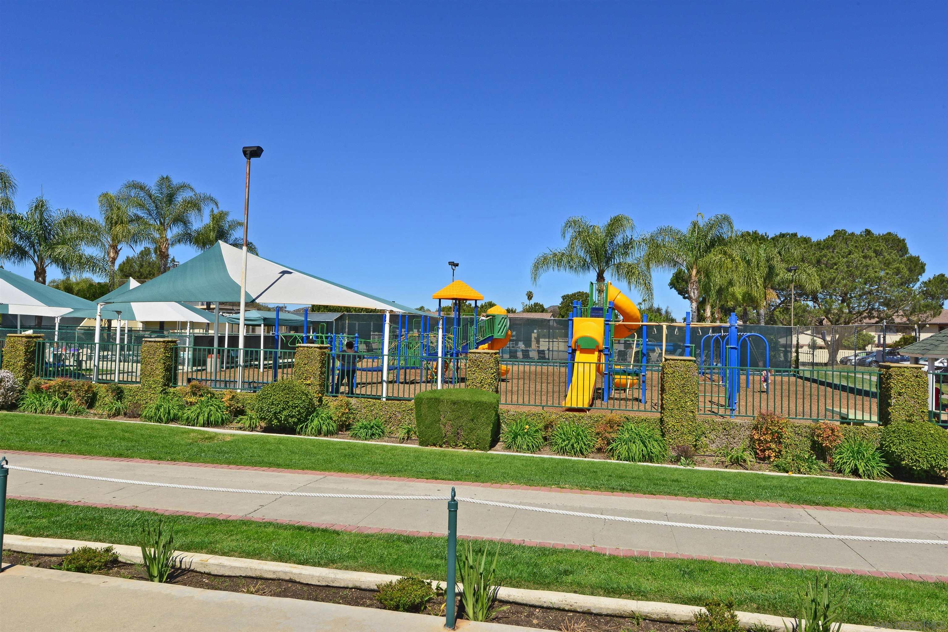 Detail Gallery Image 47 of 63 For 17368  Caminito Canasto, San Diego,  CA 92127 - 3 Beds | 2/1 Baths