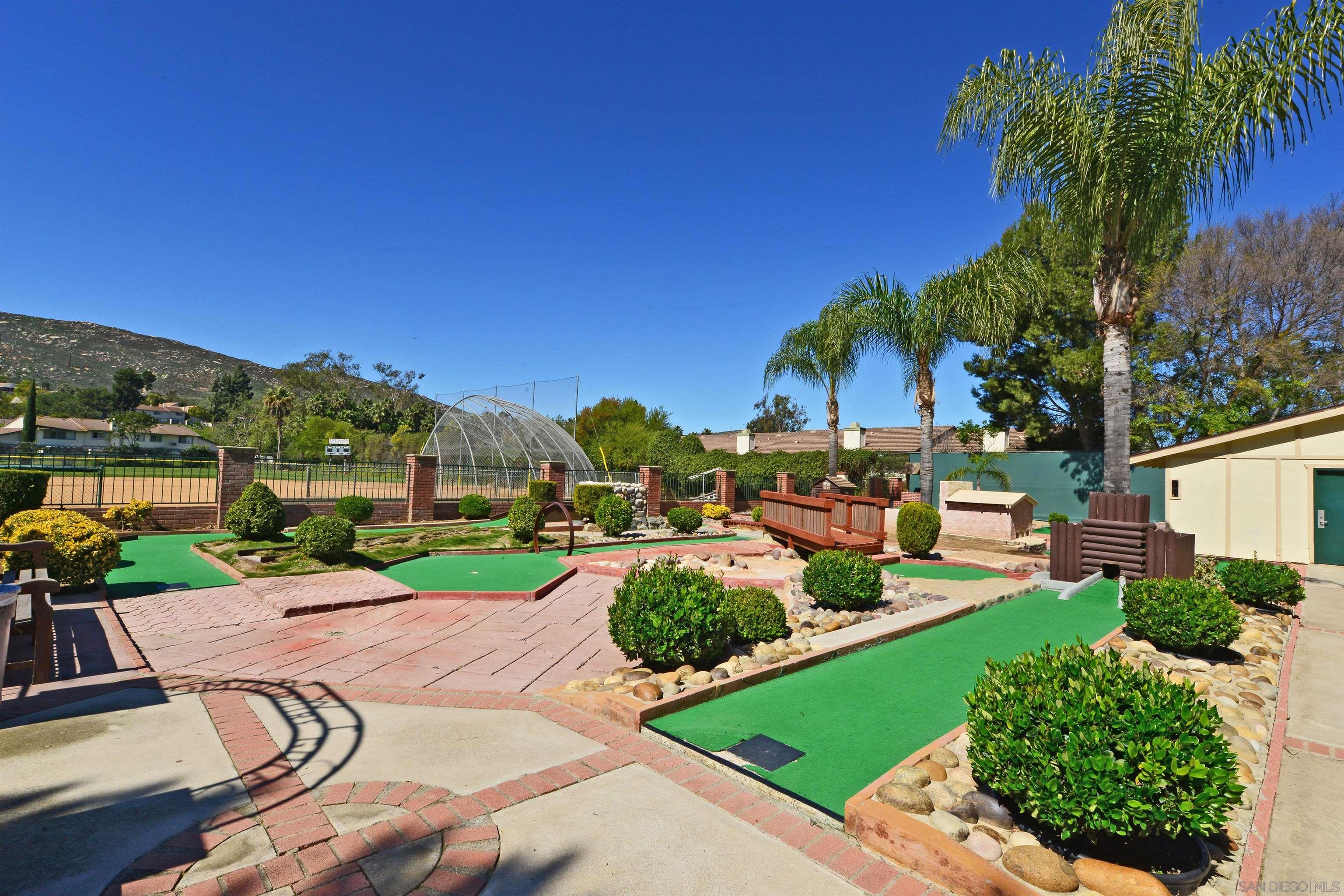 Detail Gallery Image 49 of 63 For 17368  Caminito Canasto, San Diego,  CA 92127 - 3 Beds | 2/1 Baths