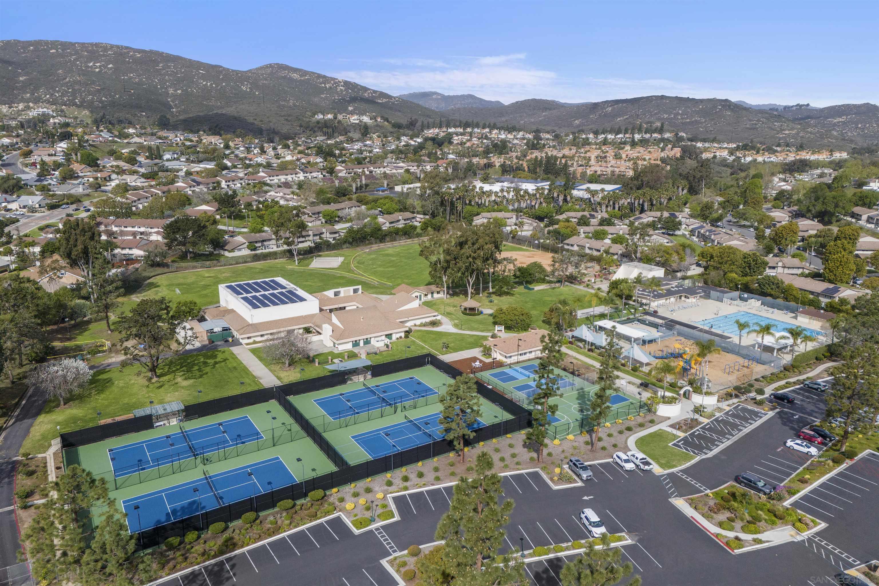 Detail Gallery Image 53 of 63 For 17368  Caminito Canasto, San Diego,  CA 92127 - 3 Beds | 2/1 Baths