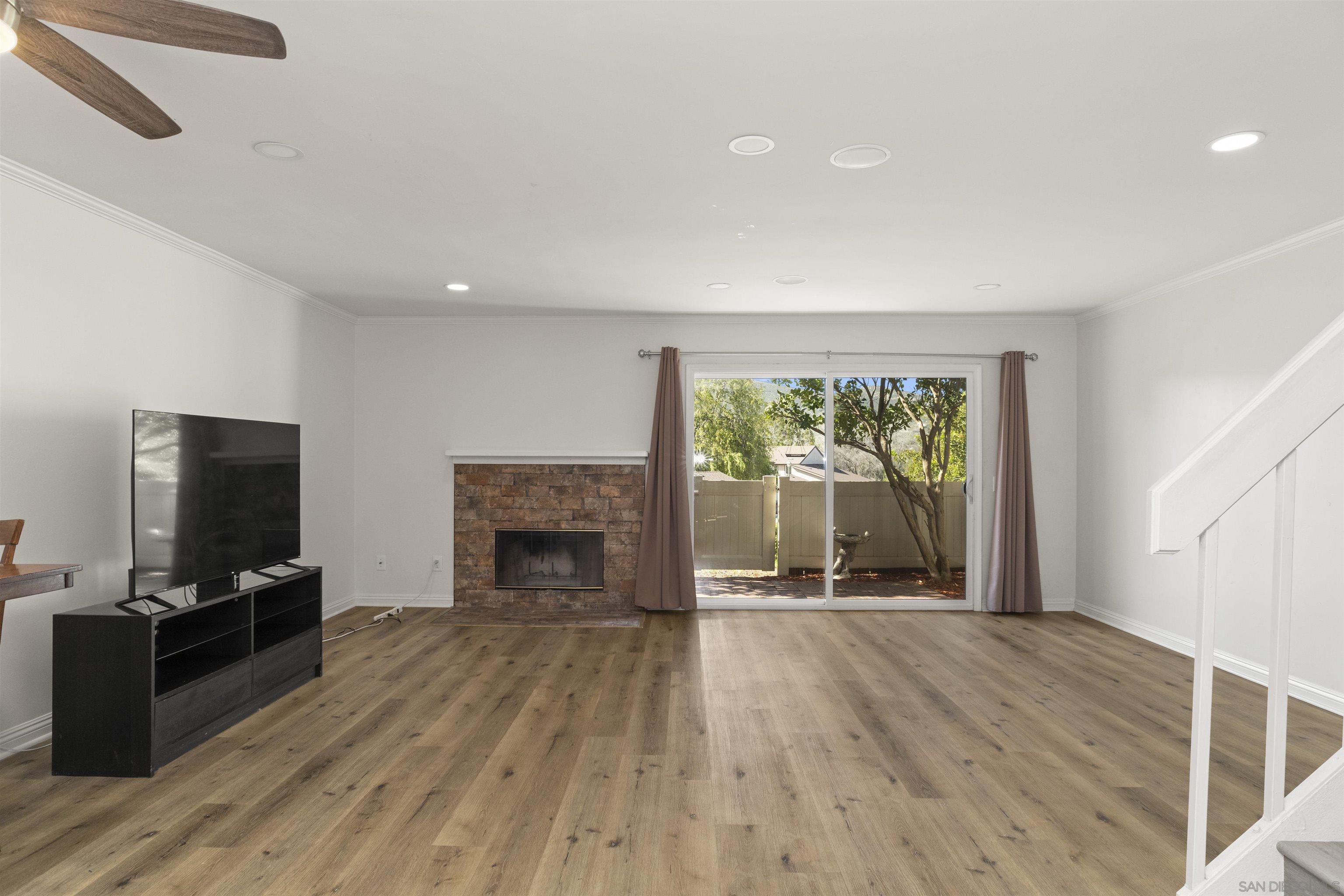 Detail Gallery Image 7 of 63 For 17368  Caminito Canasto, San Diego,  CA 92127 - 3 Beds | 2/1 Baths