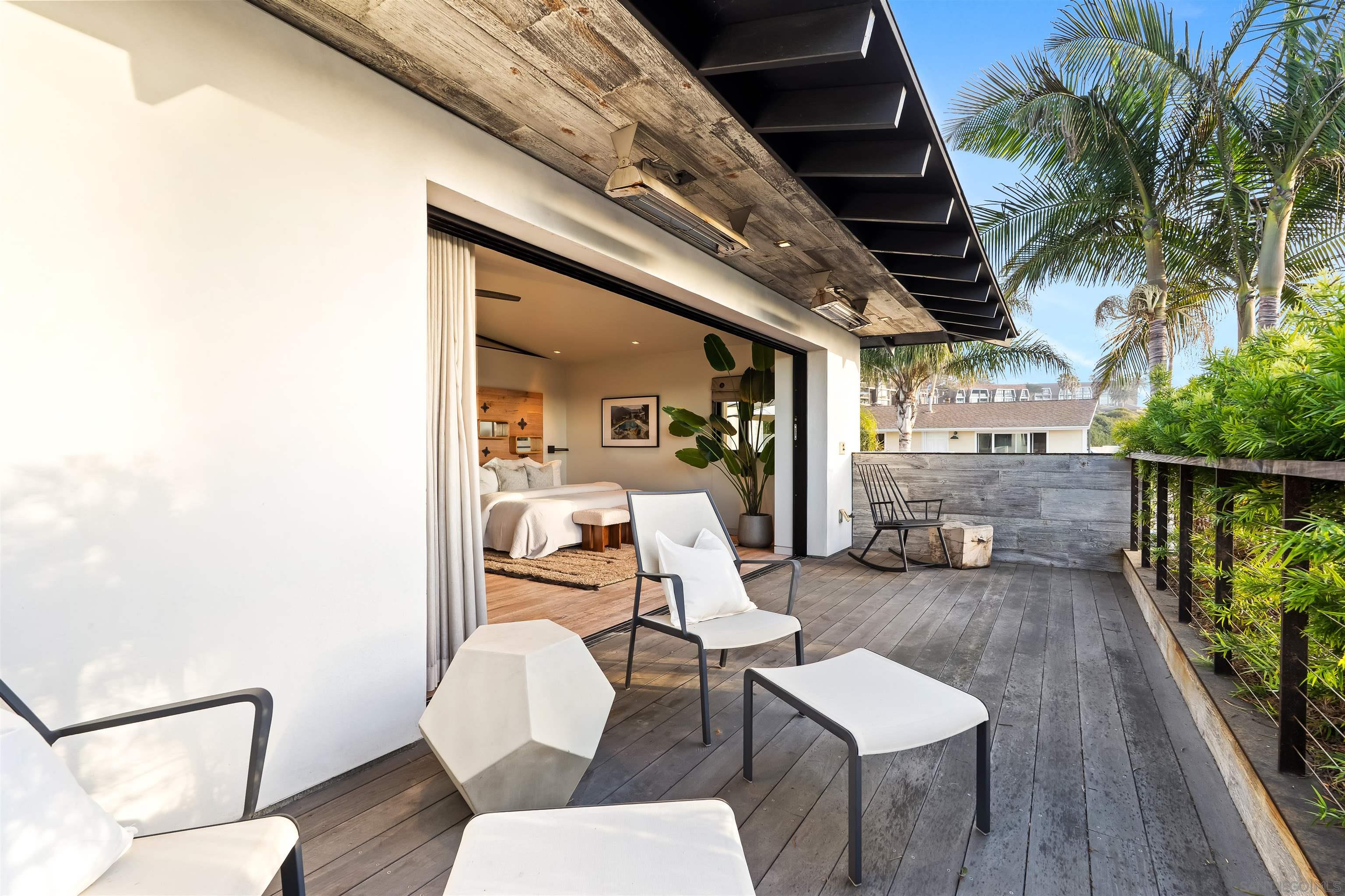 Detail Gallery Image 25 of 75 For 1715-17  Coast Blvd, Del Mar,  CA 92014 - 5 Beds | 4/1 Baths