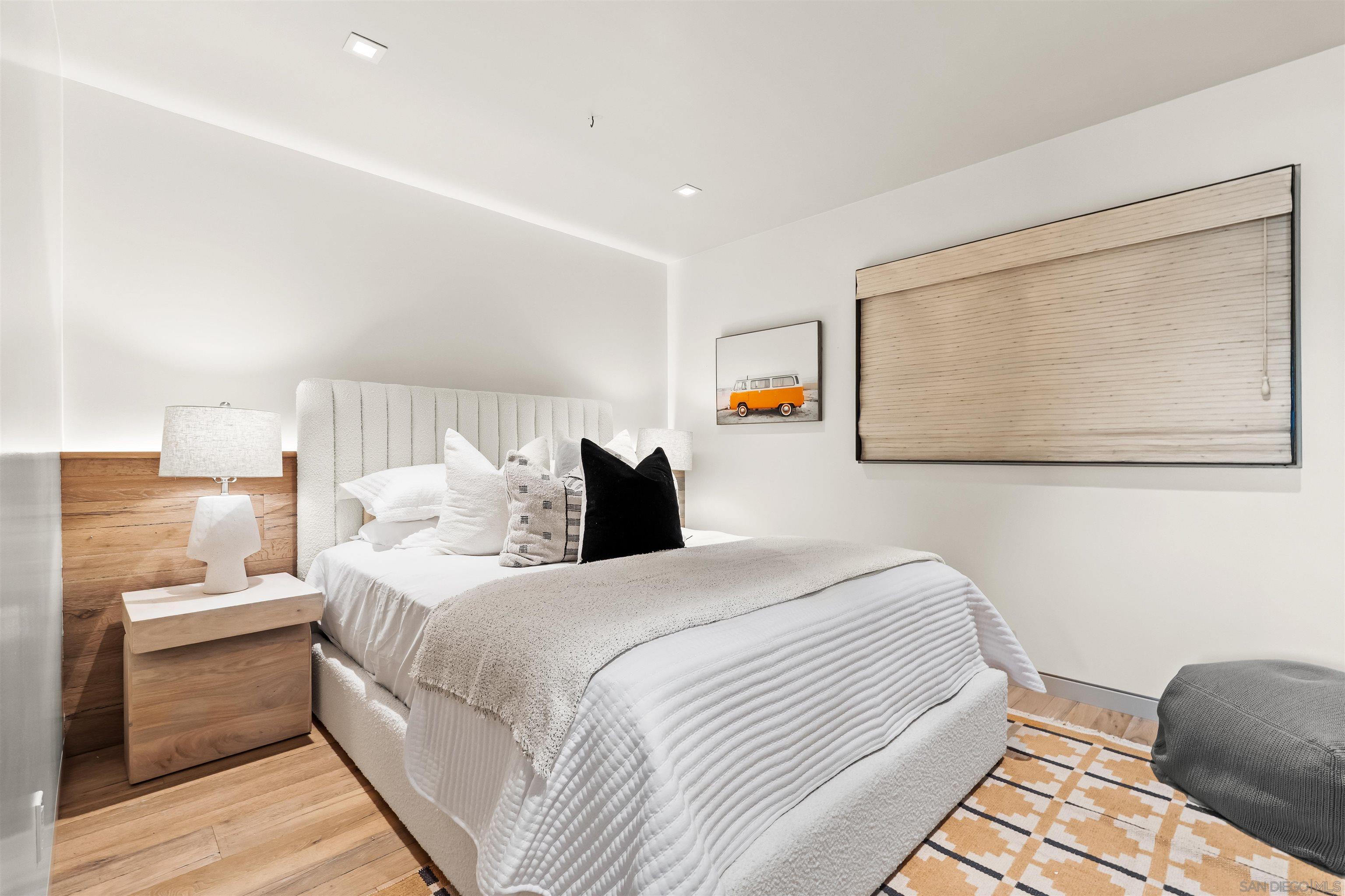 Detail Gallery Image 38 of 75 For 1715-17  Coast Blvd, Del Mar,  CA 92014 - 5 Beds | 4/1 Baths