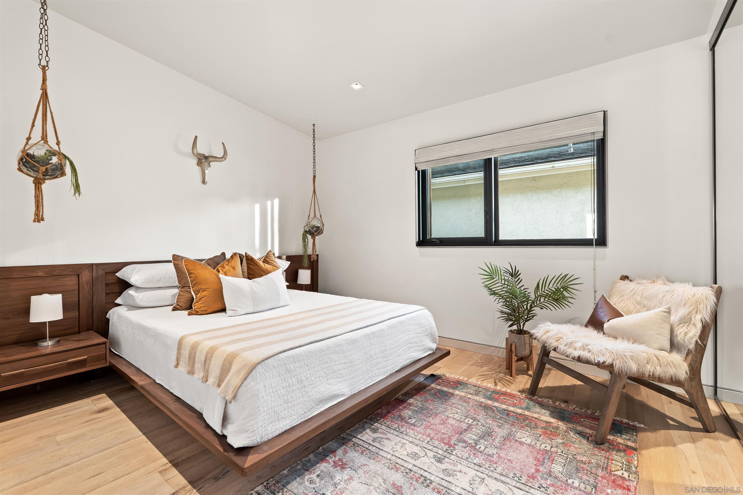 Detail Gallery Image 41 of 75 For 1715-17  Coast Blvd, Del Mar,  CA 92014 - 5 Beds | 4/1 Baths