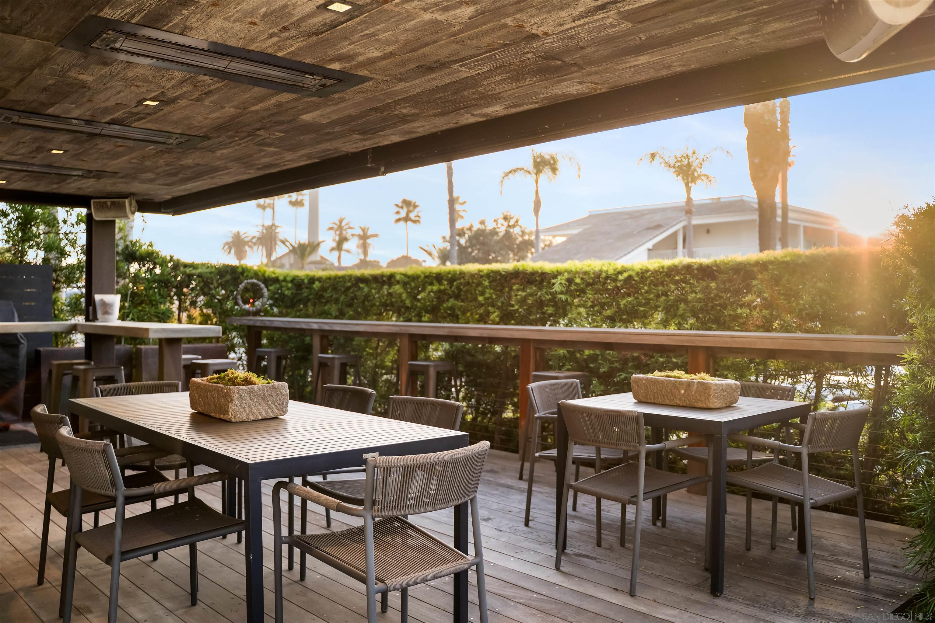 Detail Gallery Image 62 of 75 For 1715-17  Coast Blvd, Del Mar,  CA 92014 - 5 Beds | 4/1 Baths