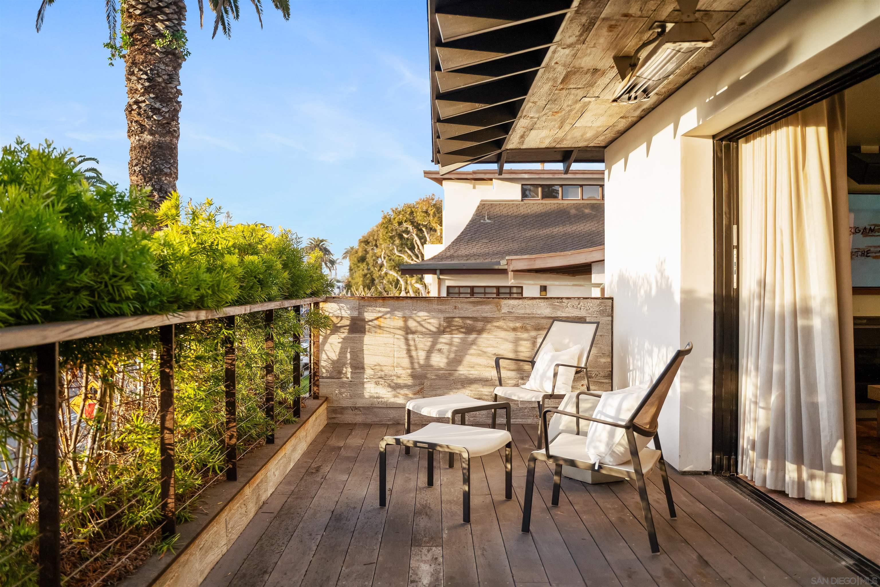 Detail Gallery Image 65 of 75 For 1715-17  Coast Blvd, Del Mar,  CA 92014 - 5 Beds | 4/1 Baths