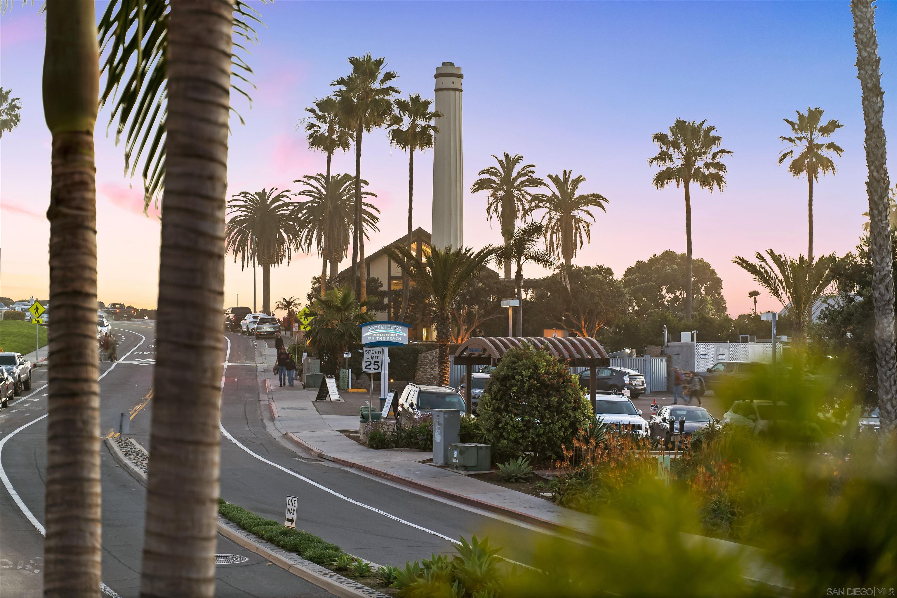 Detail Gallery Image 74 of 75 For 1715-17  Coast Blvd, Del Mar,  CA 92014 - 5 Beds | 4/1 Baths