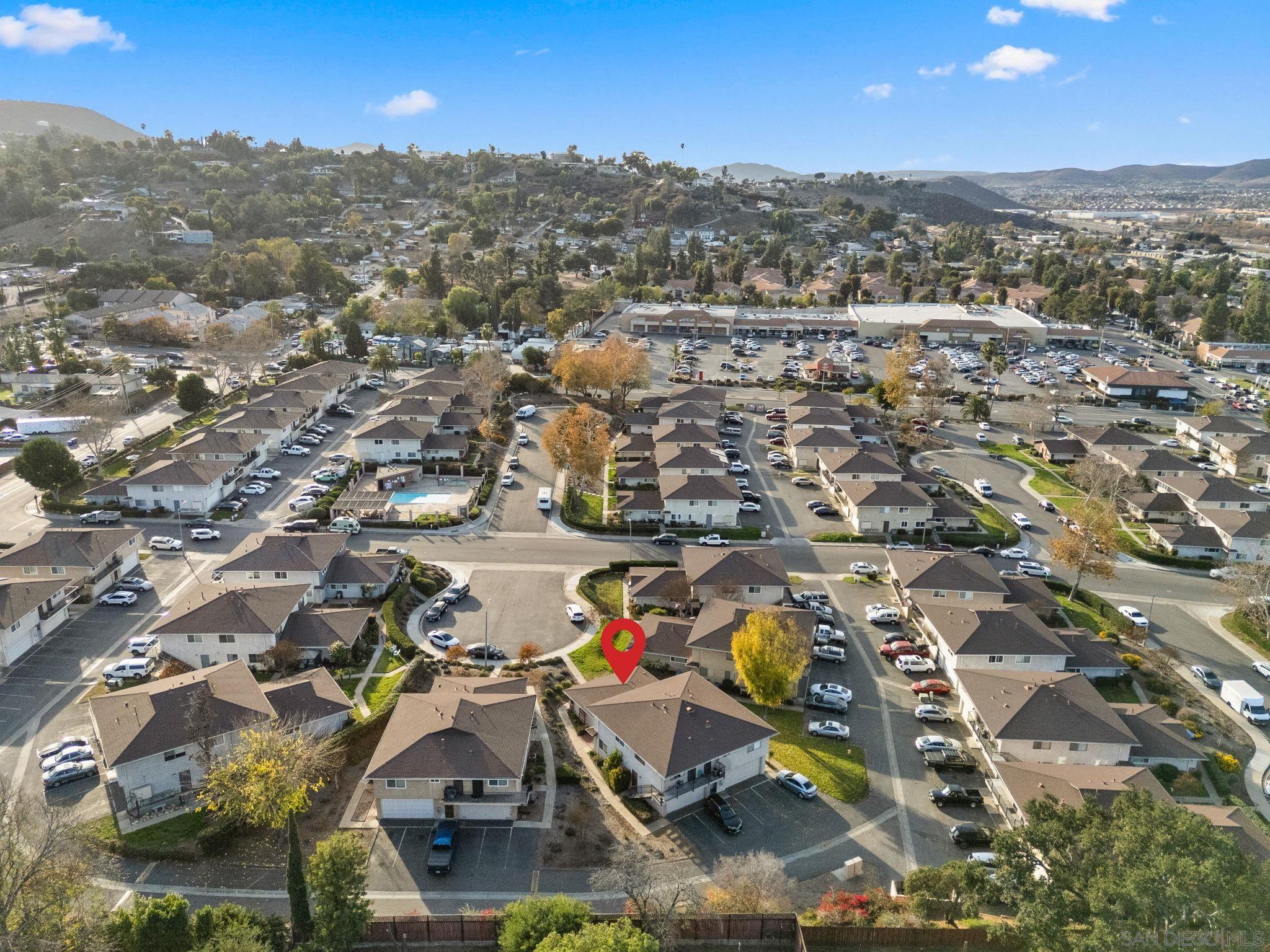 Detail Gallery Image 29 of 32 For 12156  Wintergreen Dr  #1,  Lakeside,  CA 92040 - 2 Beds | 1 Baths