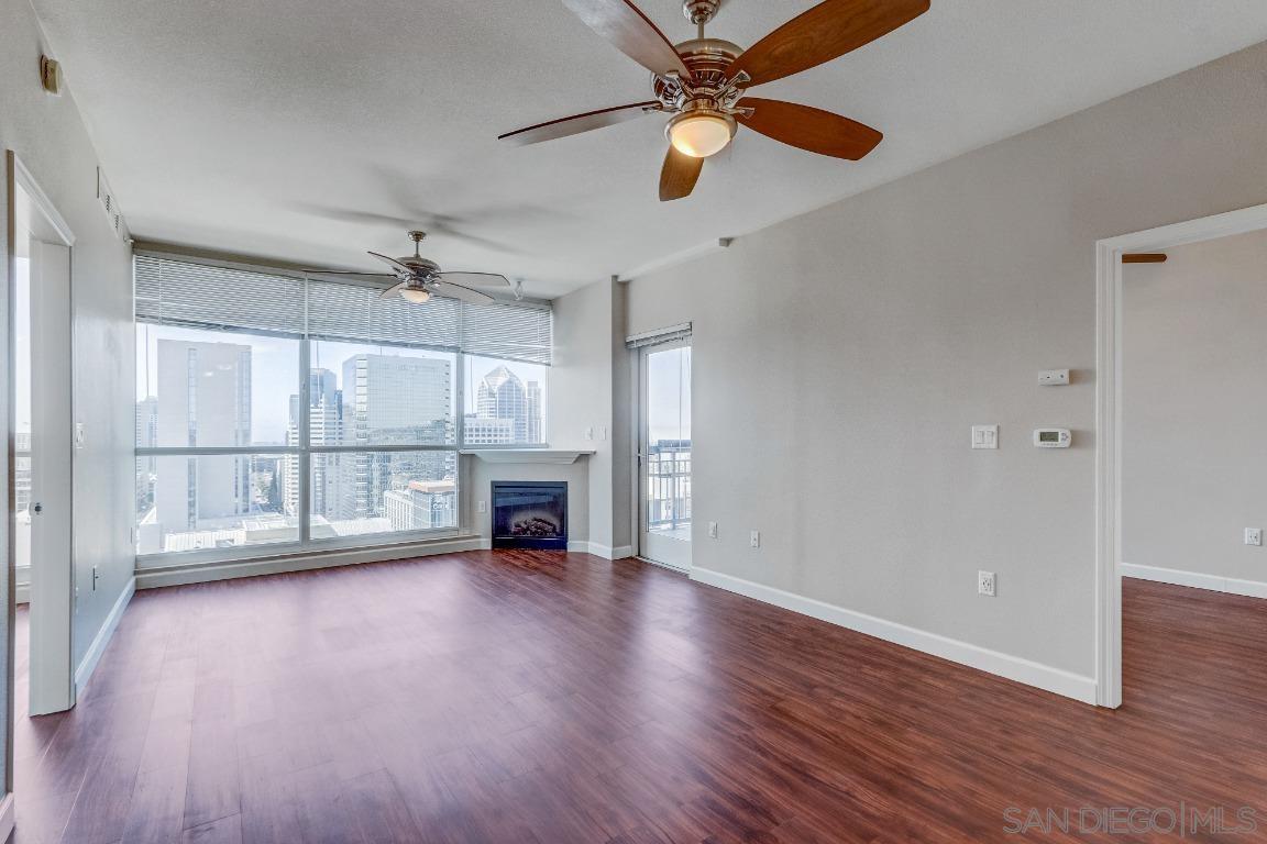 Detail Gallery Image 4 of 28 For 300  W Beech St  2101, San Diego,  CA 92101 - 2 Beds | 2 Baths