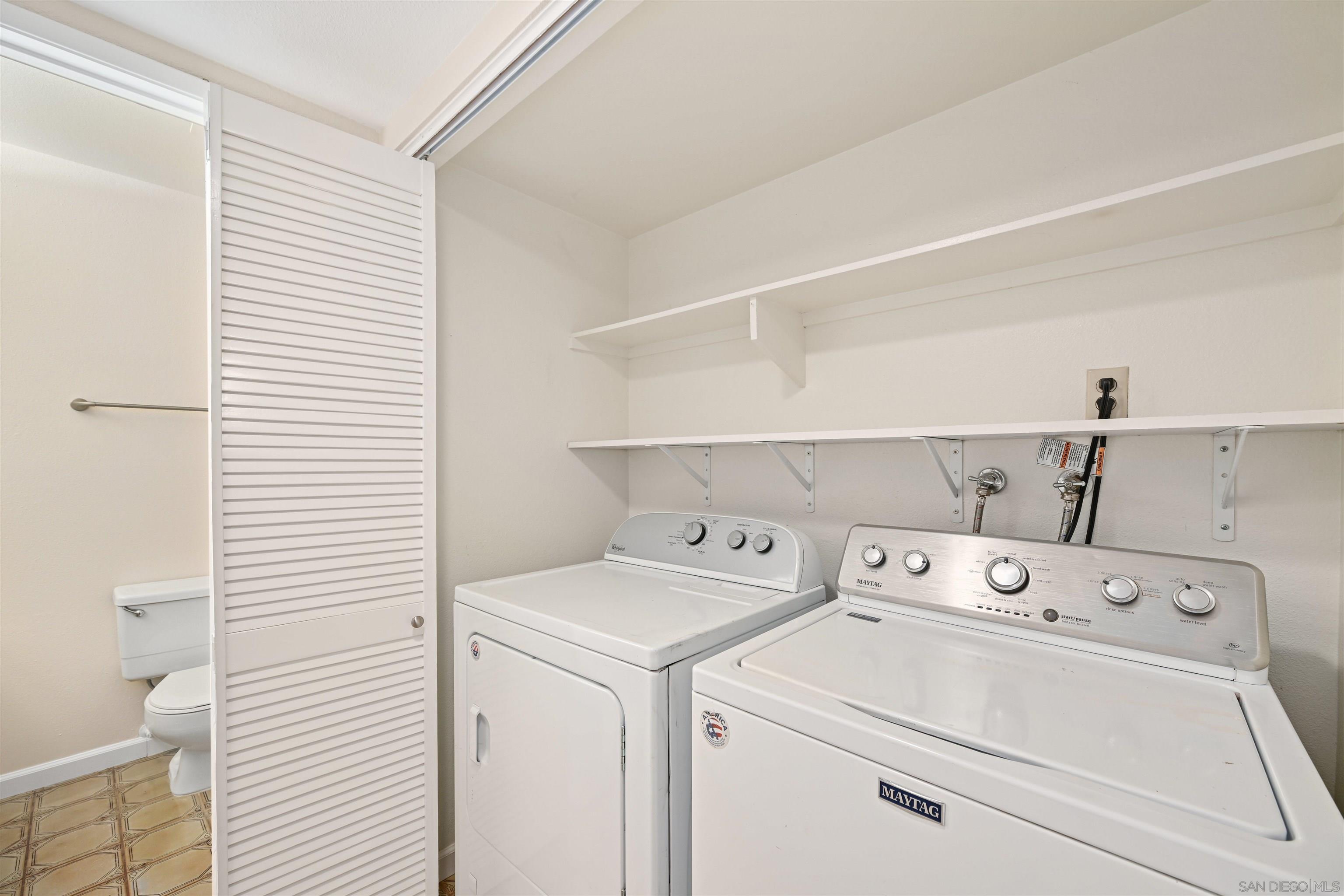 Detail Gallery Image 19 of 30 For 317 N Melrose Dr  #G,  Vista,  CA 92083 - 2 Beds | 2 Baths