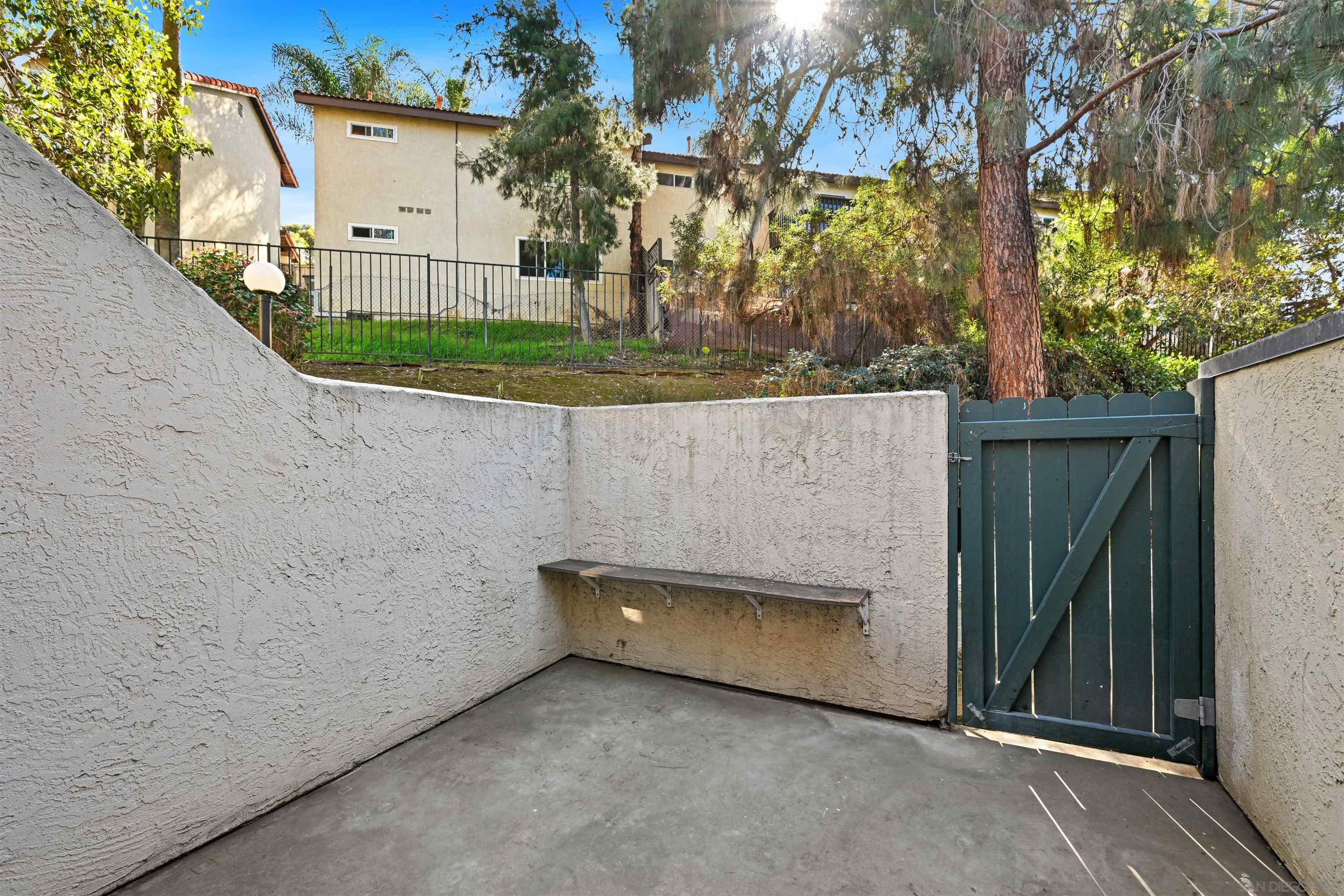 Detail Gallery Image 21 of 30 For 317 N Melrose Dr  #G,  Vista,  CA 92083 - 2 Beds | 2 Baths