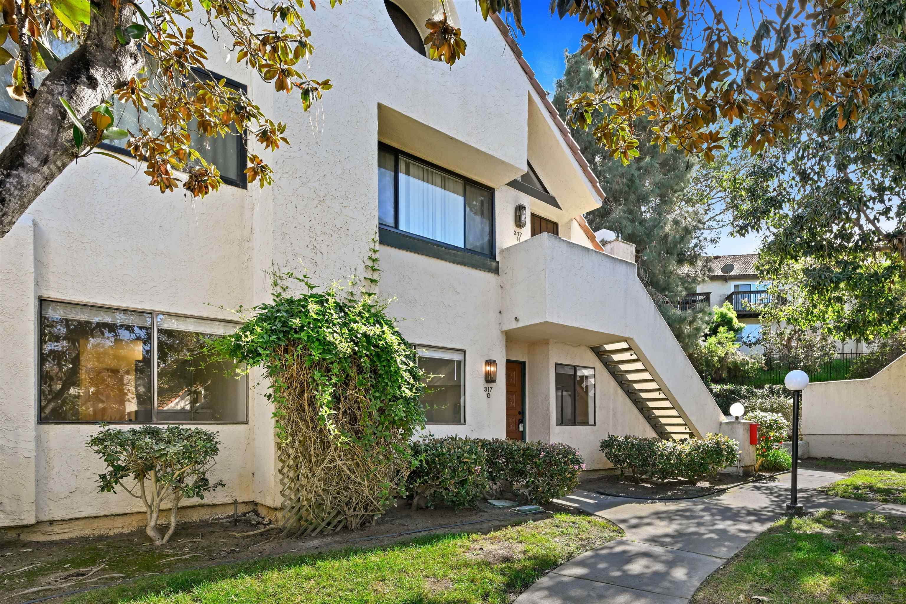 Detail Gallery Image 24 of 30 For 317 N Melrose Dr  #G,  Vista,  CA 92083 - 2 Beds | 2 Baths