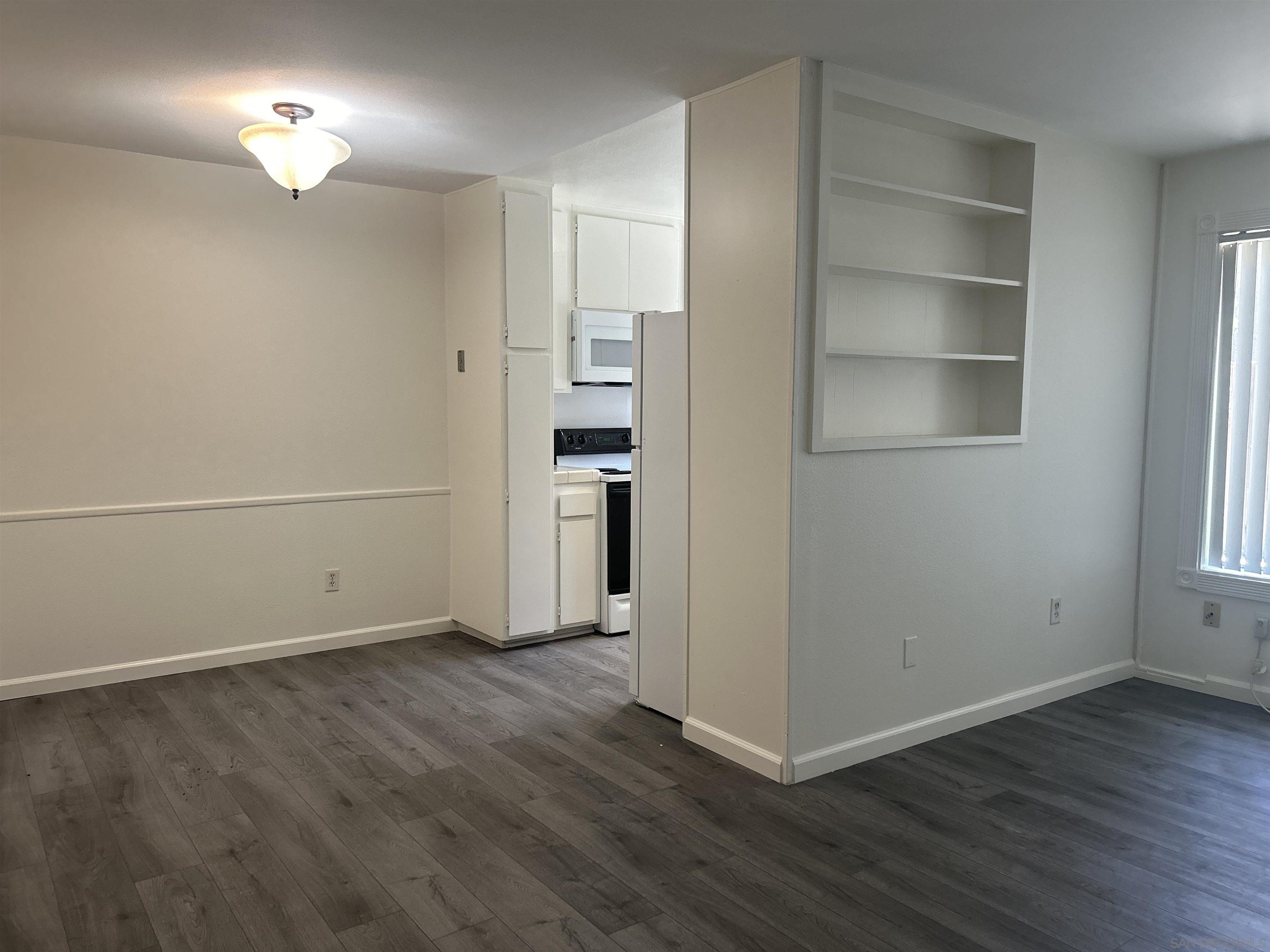 Detail Gallery Image 3 of 9 For 4443  Kansas St., San Diego,  CA 92116 - 1 Beds | 1 Baths