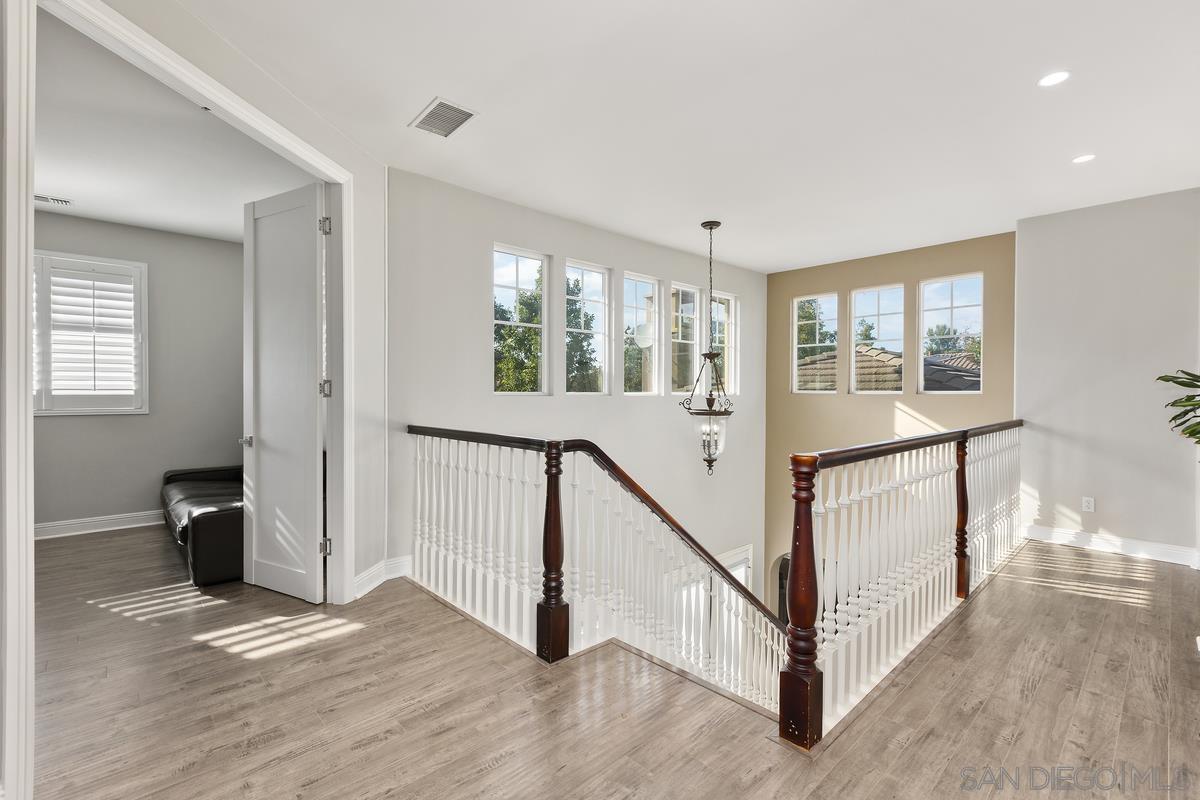 Detail Gallery Image 34 of 45 For 15639  via Montecristo, San Diego,  CA 92127 - 4 Beds | 3/1 Baths