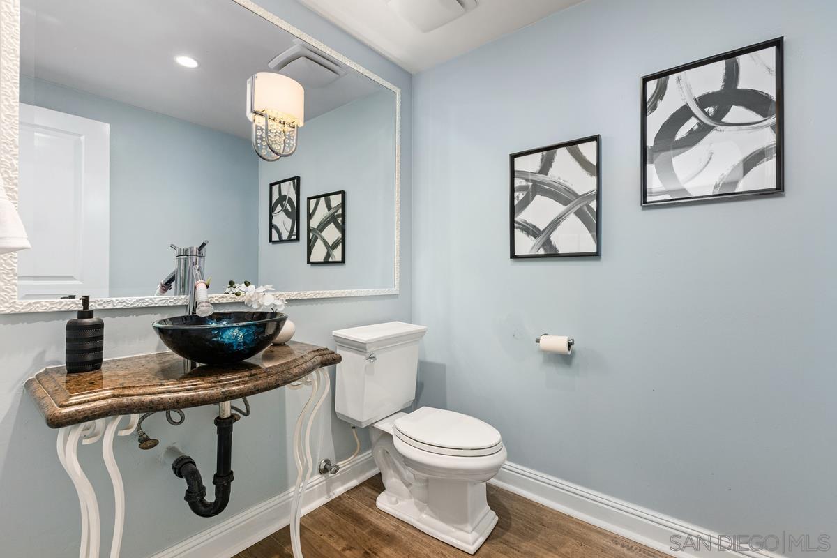 Detail Gallery Image 8 of 45 For 15639  via Montecristo, San Diego,  CA 92127 - 4 Beds | 3/1 Baths