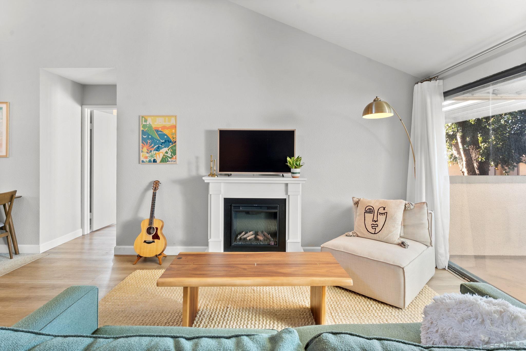 Detail Gallery Image 4 of 29 For 6182  Agee Street  #194,  San Diego,  CA 92122 - 2 Beds | 1/1 Baths