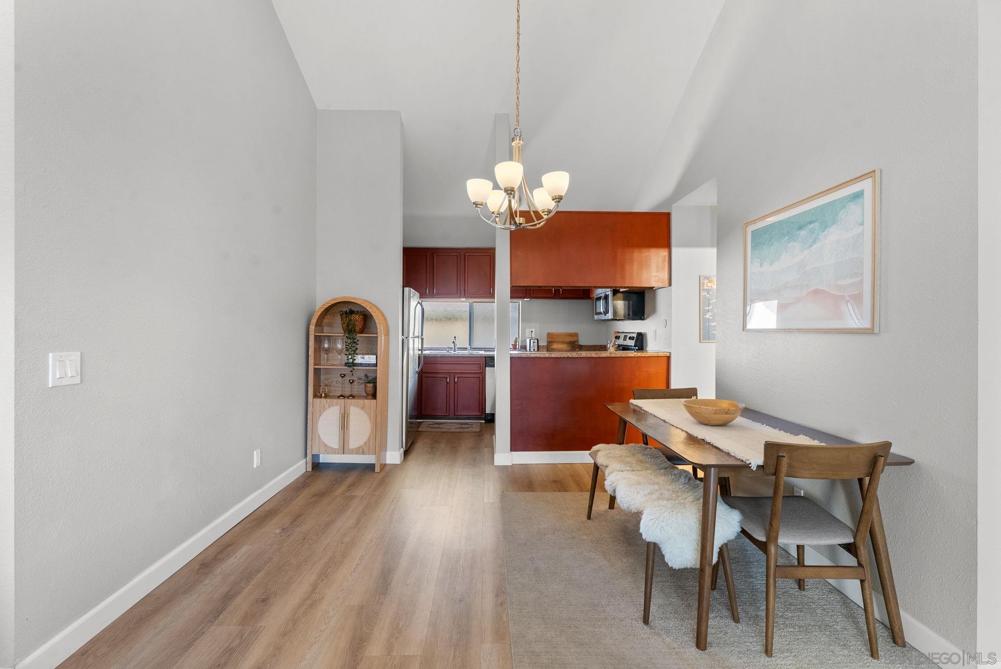 Detail Gallery Image 6 of 29 For 6182  Agee Street  #194,  San Diego,  CA 92122 - 2 Beds | 1/1 Baths