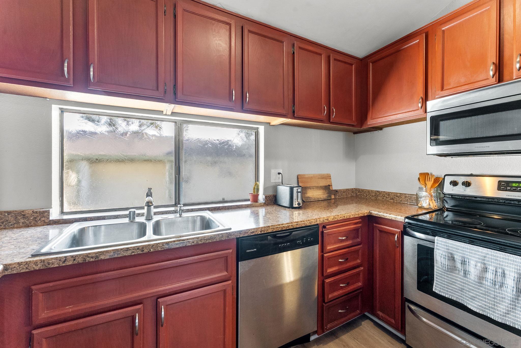 Detail Gallery Image 9 of 29 For 6182  Agee Street  #194,  San Diego,  CA 92122 - 2 Beds | 1/1 Baths