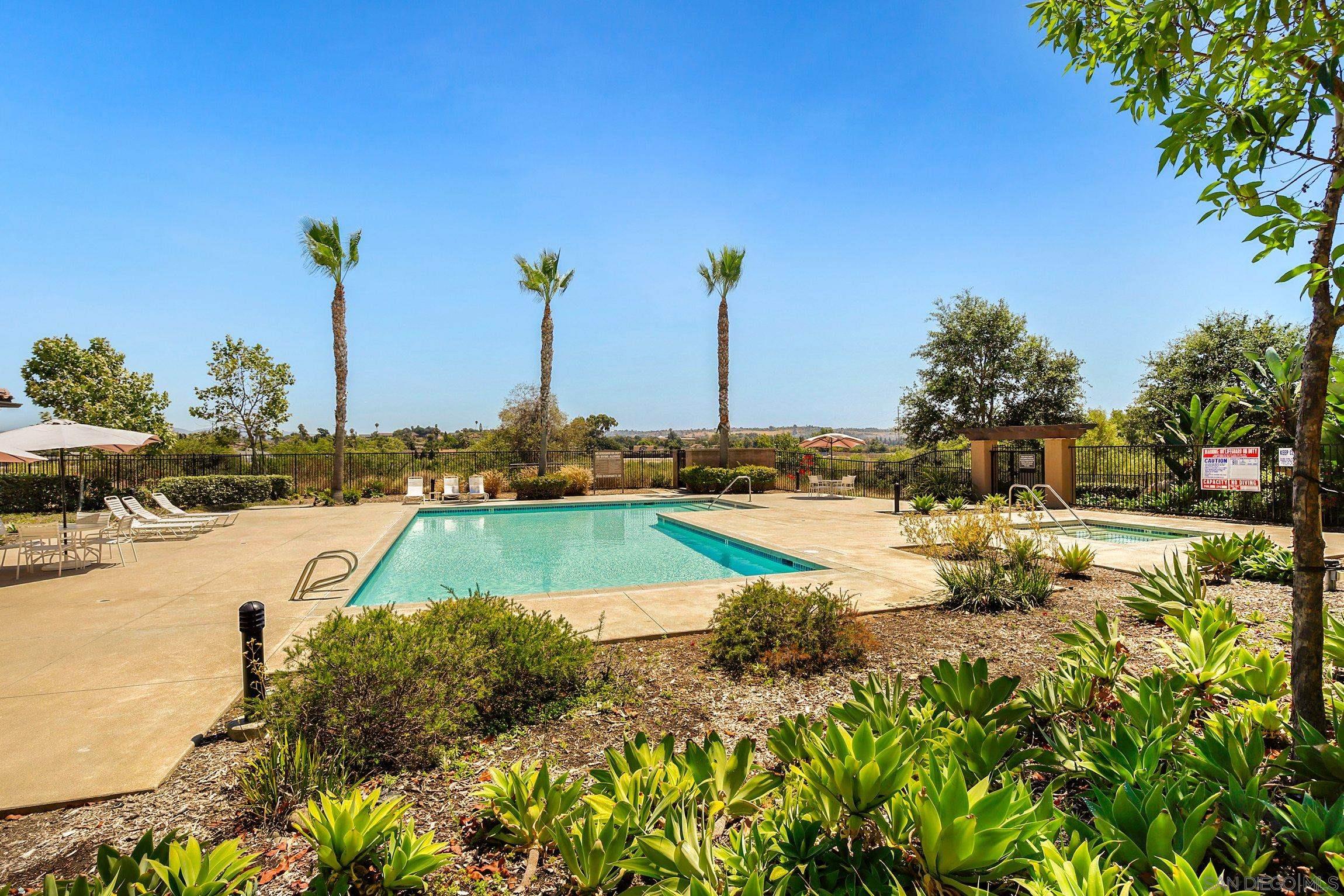 Detail Gallery Image 27 of 30 For 5074  Cascade Way  #102,  Oceanside,  CA 92057 - 2 Beds | 2/1 Baths