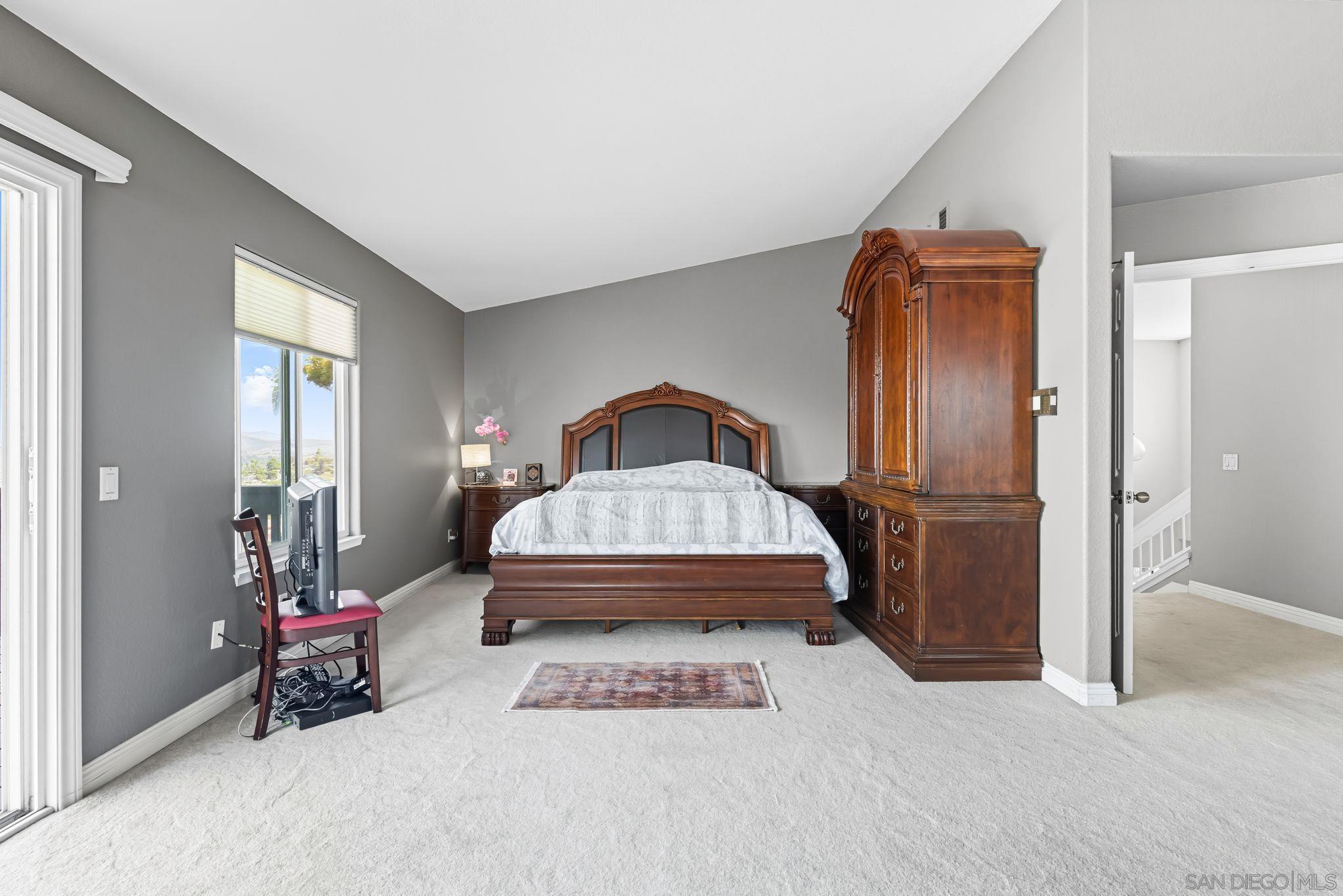 Detail Gallery Image 16 of 24 For 363  Surrey Dr, Bonita,  CA 91902 - 5 Beds | 3/1 Baths