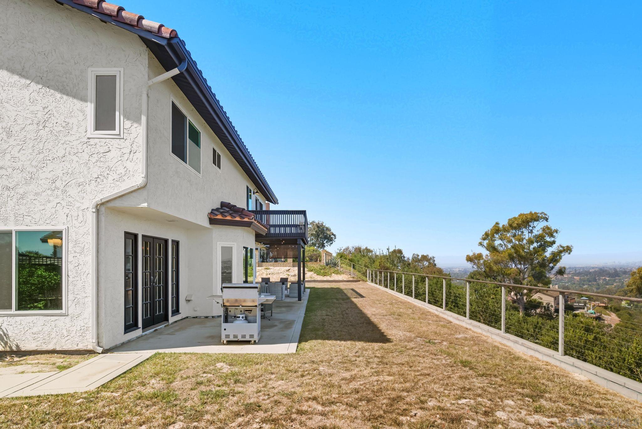 Detail Gallery Image 22 of 24 For 363  Surrey Dr, Bonita,  CA 91902 - 5 Beds | 3/1 Baths