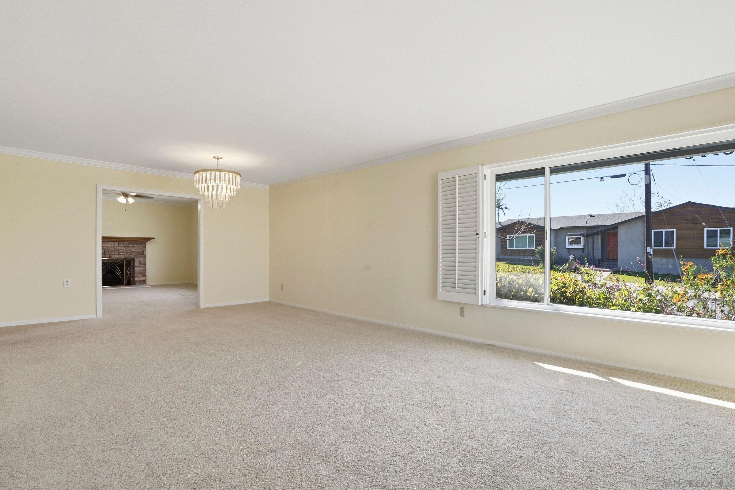 Detail Gallery Image 11 of 40 For 6110  Romany Dr, San Diego,  CA 92120 - 3 Beds | 3 Baths