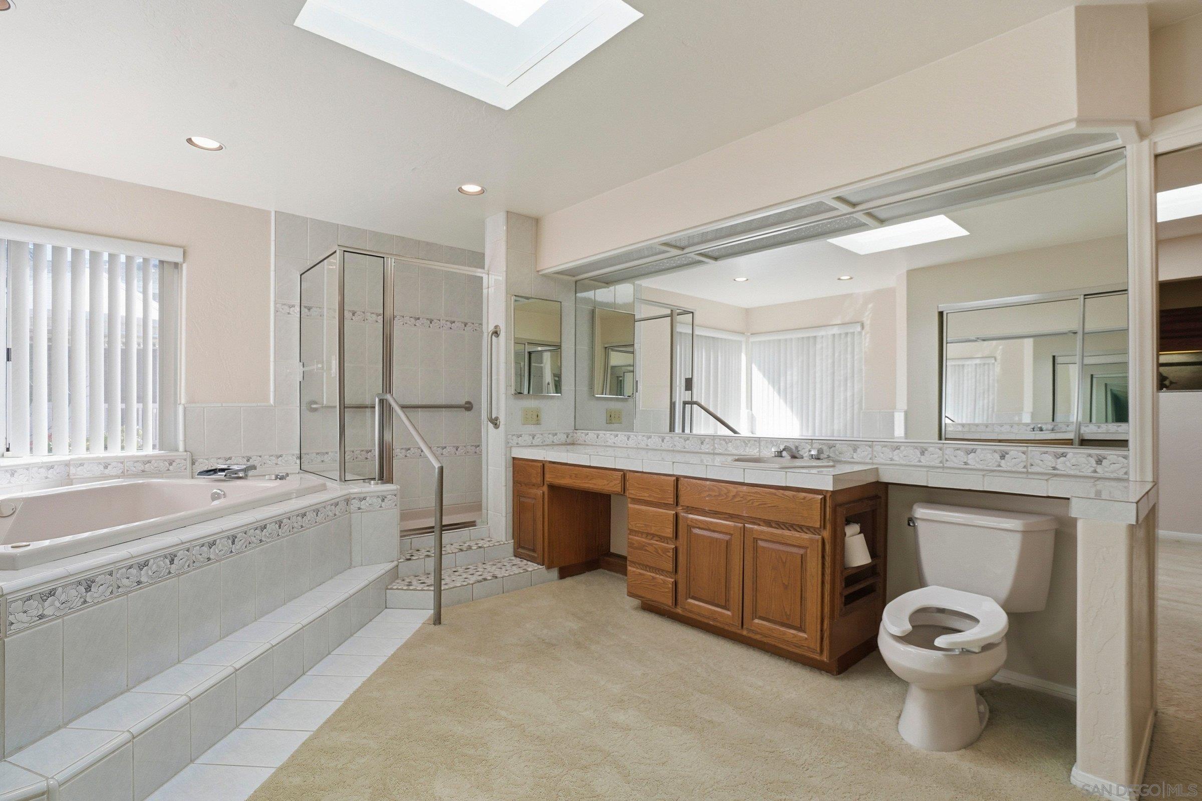 Detail Gallery Image 24 of 40 For 6110  Romany Dr, San Diego,  CA 92120 - 3 Beds | 3 Baths