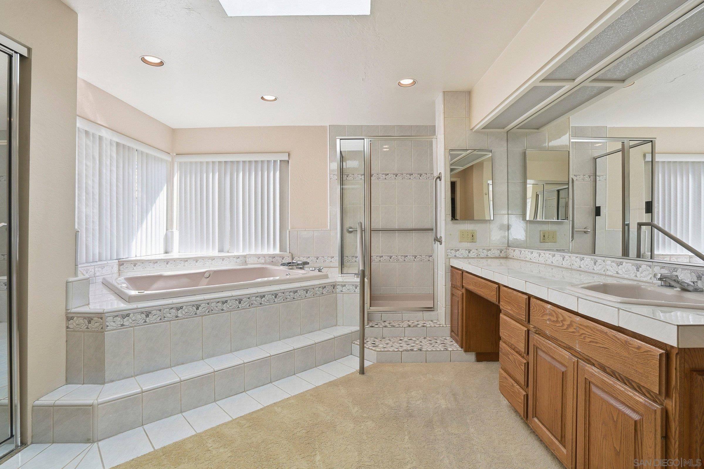 Detail Gallery Image 25 of 40 For 6110  Romany Dr, San Diego,  CA 92120 - 3 Beds | 3 Baths