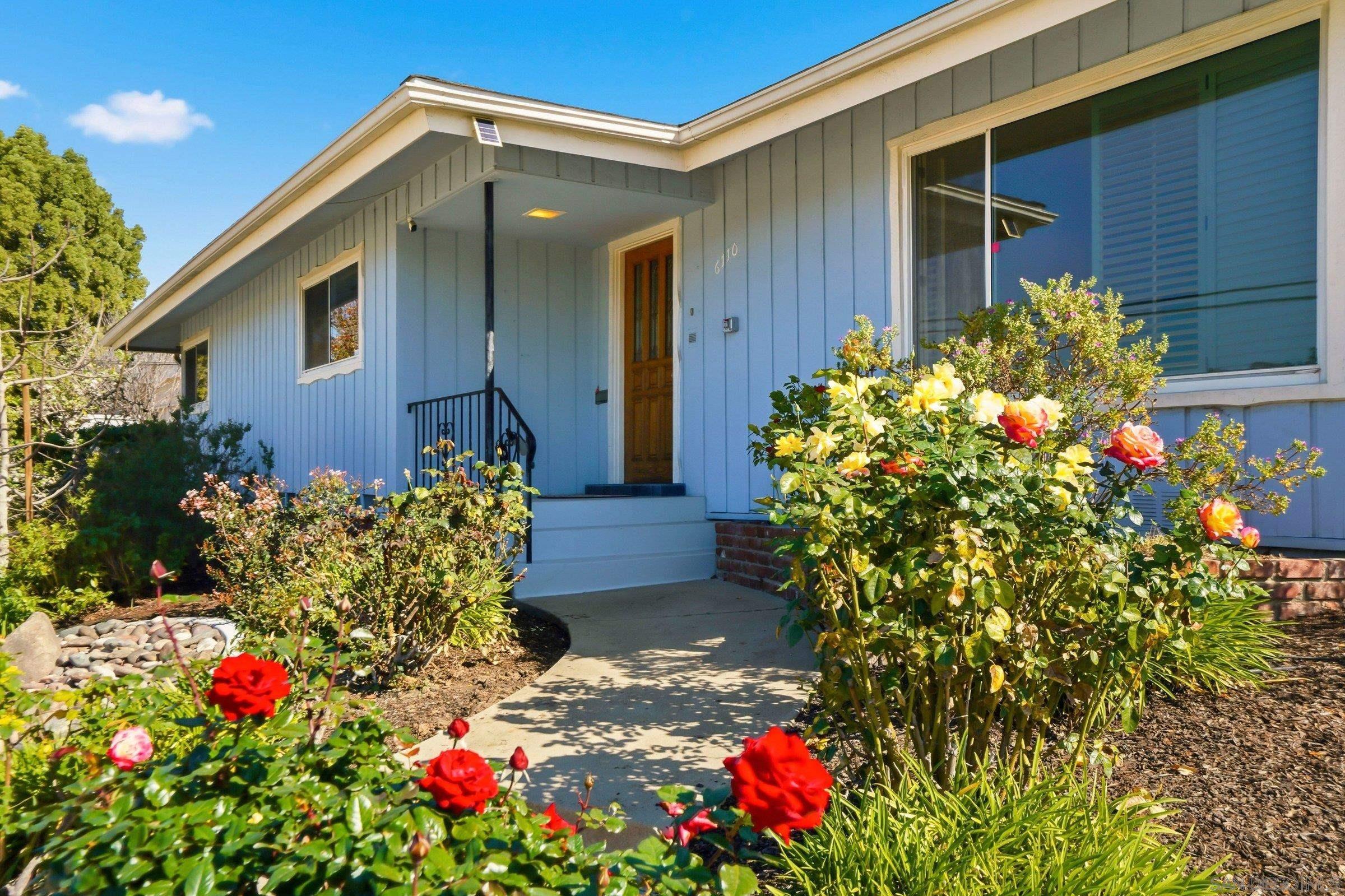 Detail Gallery Image 7 of 40 For 6110  Romany Dr, San Diego,  CA 92120 - 3 Beds | 3 Baths