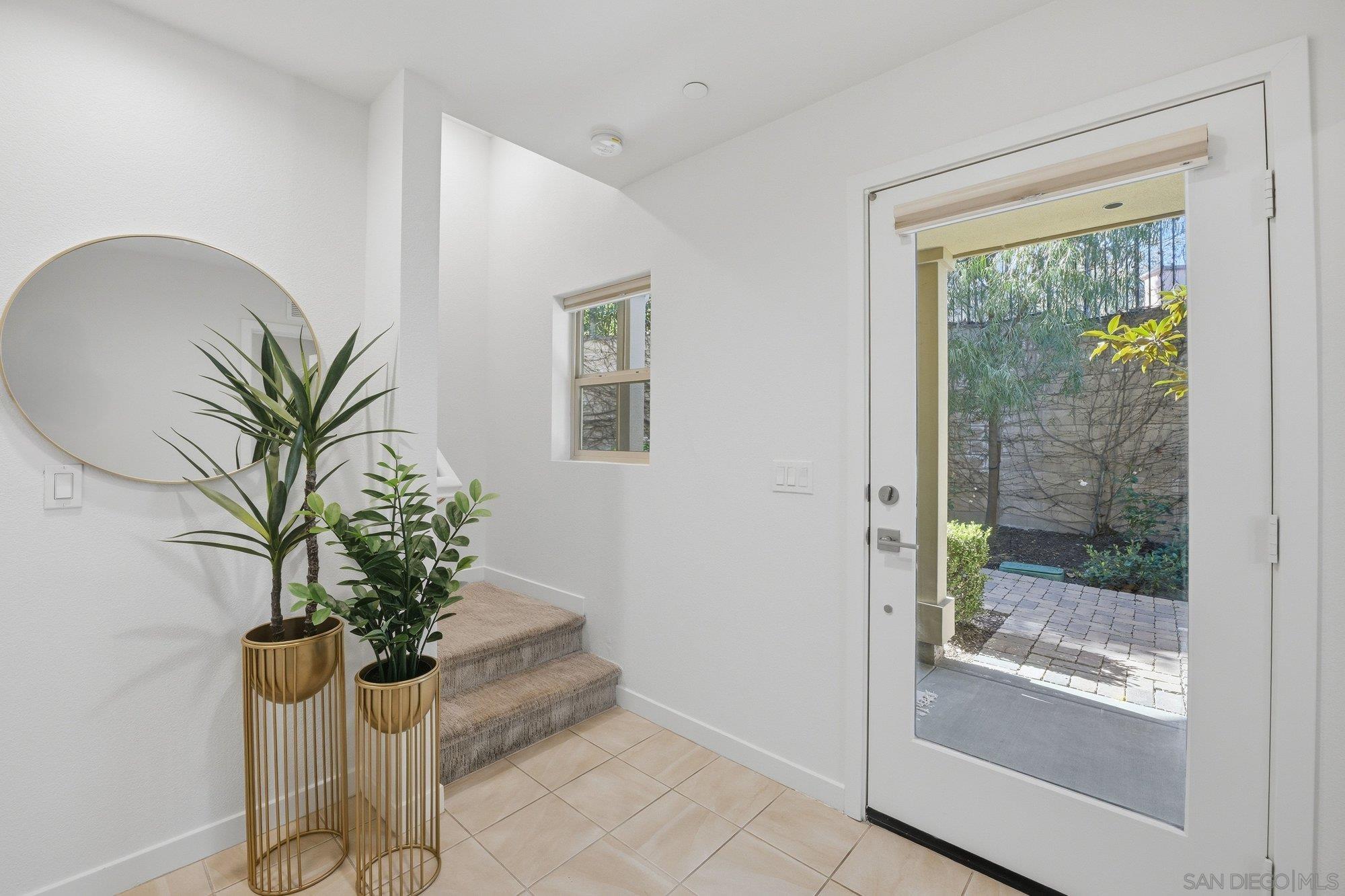 Detail Gallery Image 3 of 27 For 4416  Palm Ave  #12,  La Mesa,  CA 91941 - 3 Beds | 3 Baths