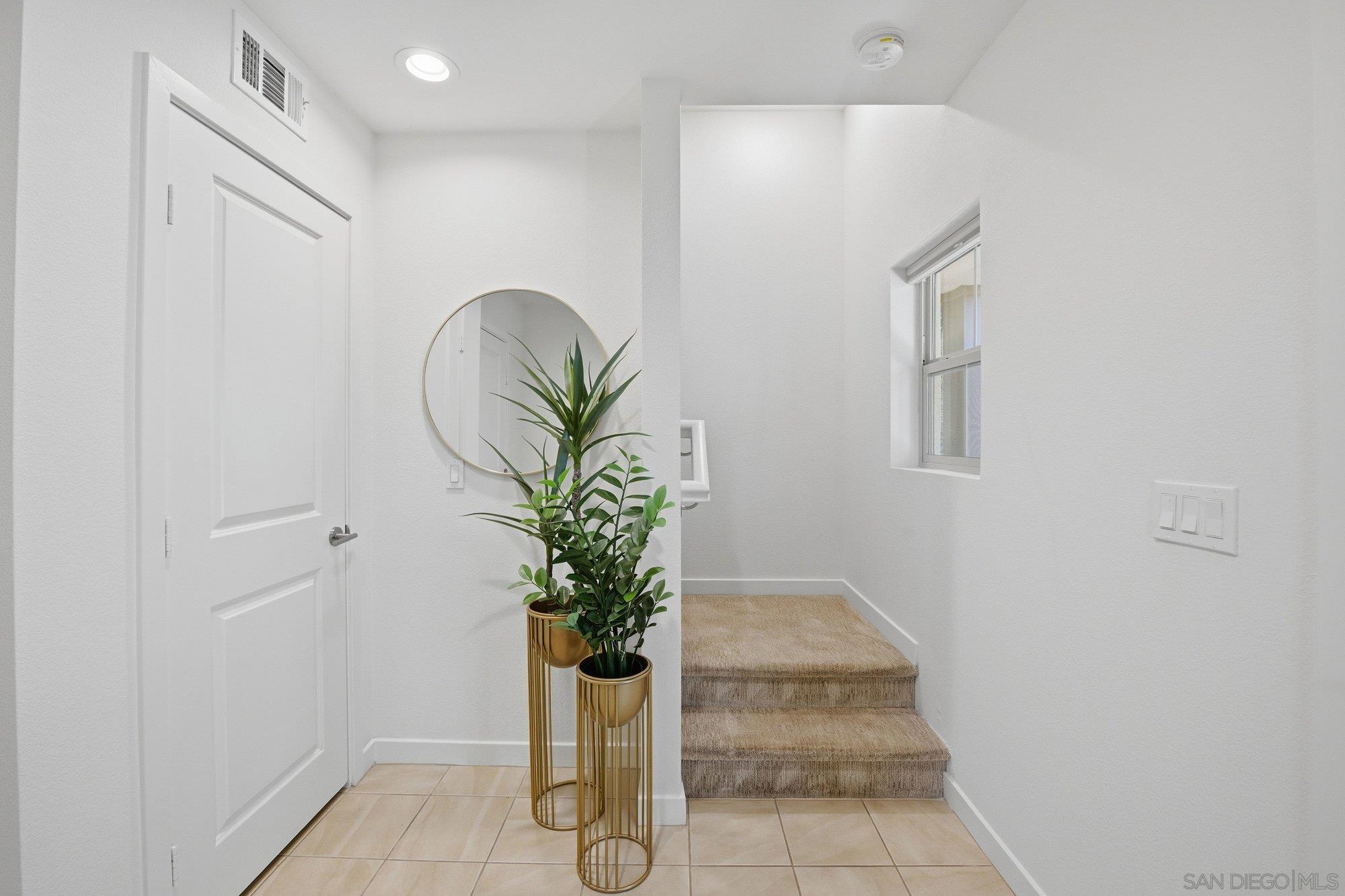 Detail Gallery Image 4 of 27 For 4416  Palm Ave  #12,  La Mesa,  CA 91941 - 3 Beds | 3 Baths