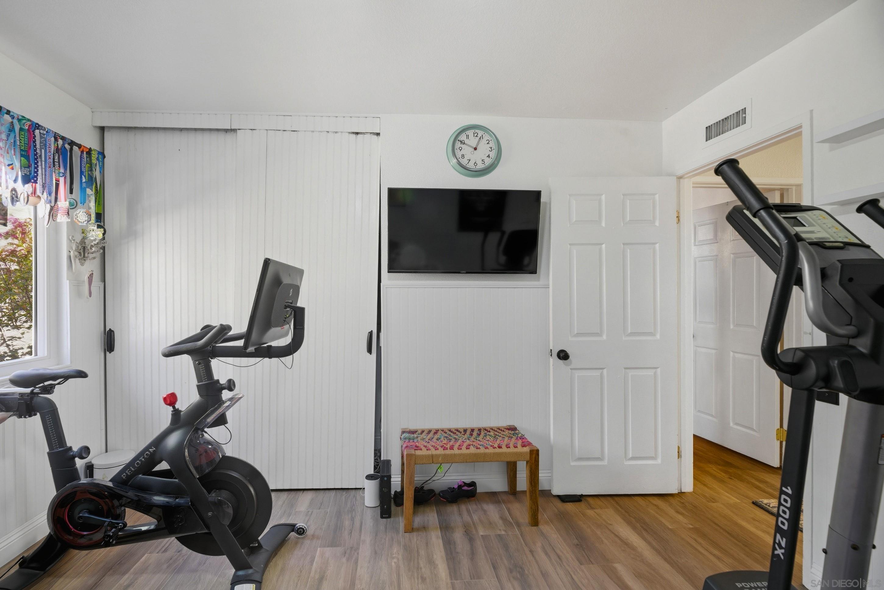 Detail Gallery Image 16 of 33 For 2121  Emberwood Way, Escondido,  CA 92029 - 3 Beds | 2 Baths